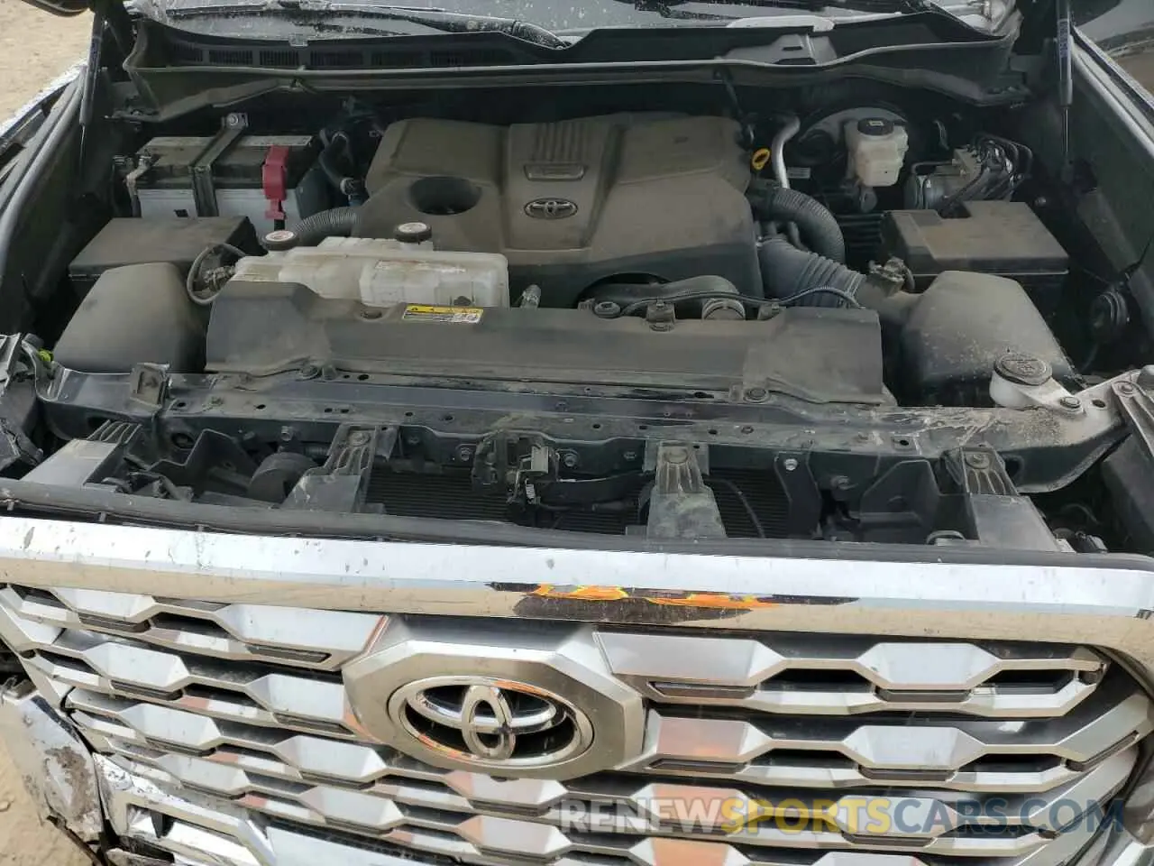 11 Photograph of a damaged car 5TFMA5DB0PX099301 TOYOTA TUNDRA 2023