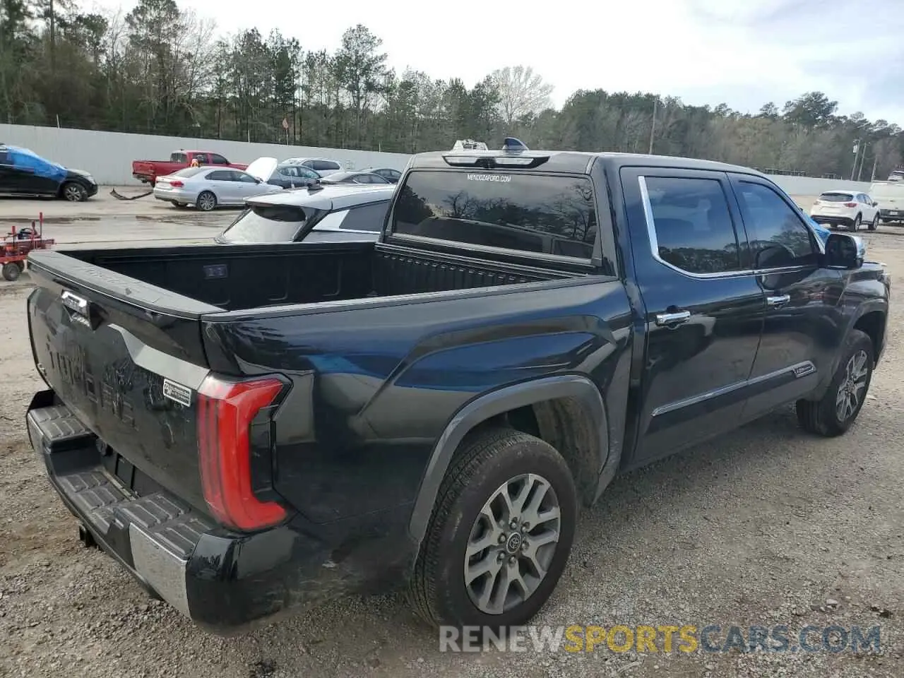3 Photograph of a damaged car 5TFMA5DB5PX124208 TOYOTA TUNDRA 2023