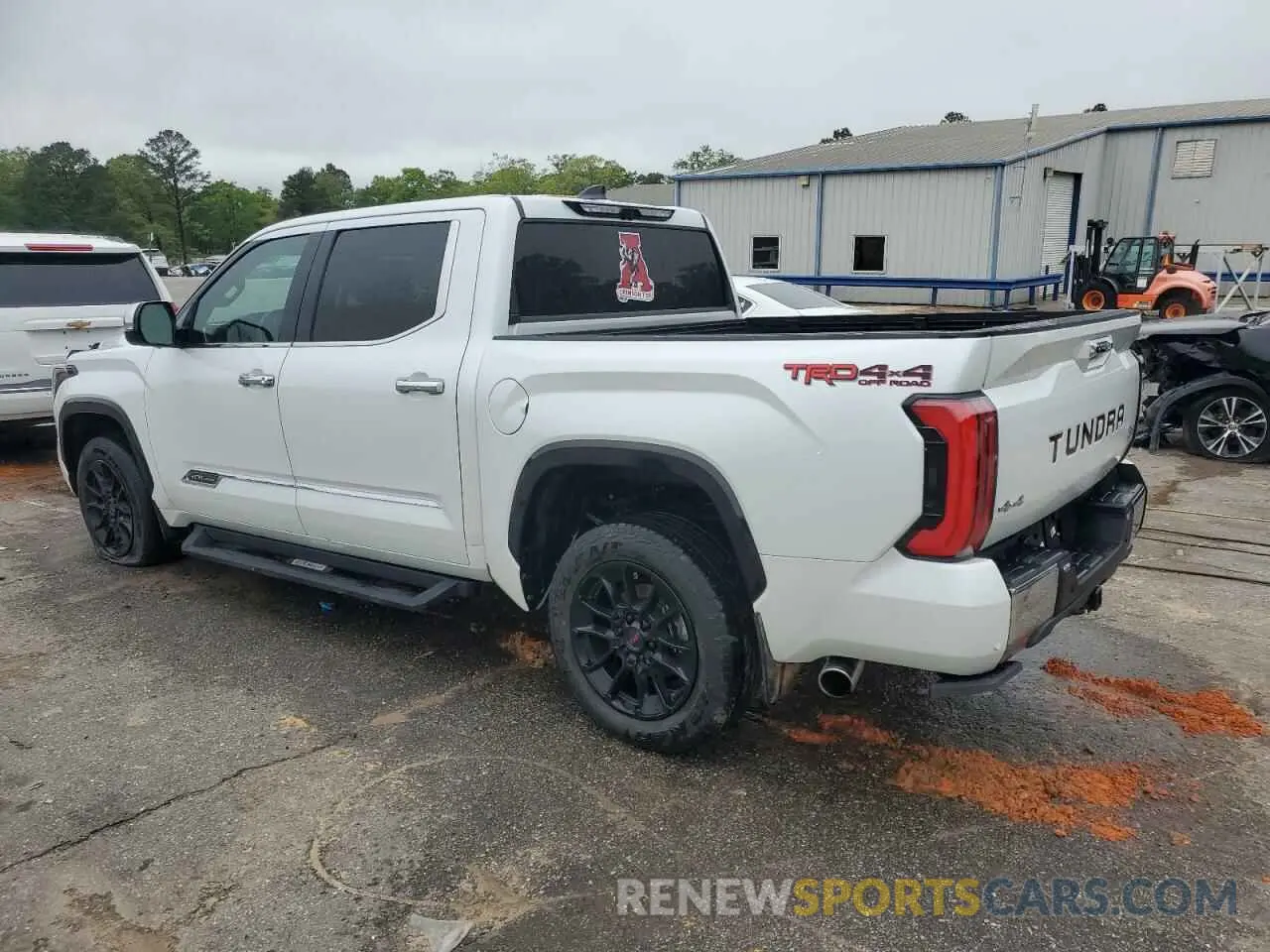 2 Photograph of a damaged car 5TFMA5DB7PX088232 TOYOTA TUNDRA 2023