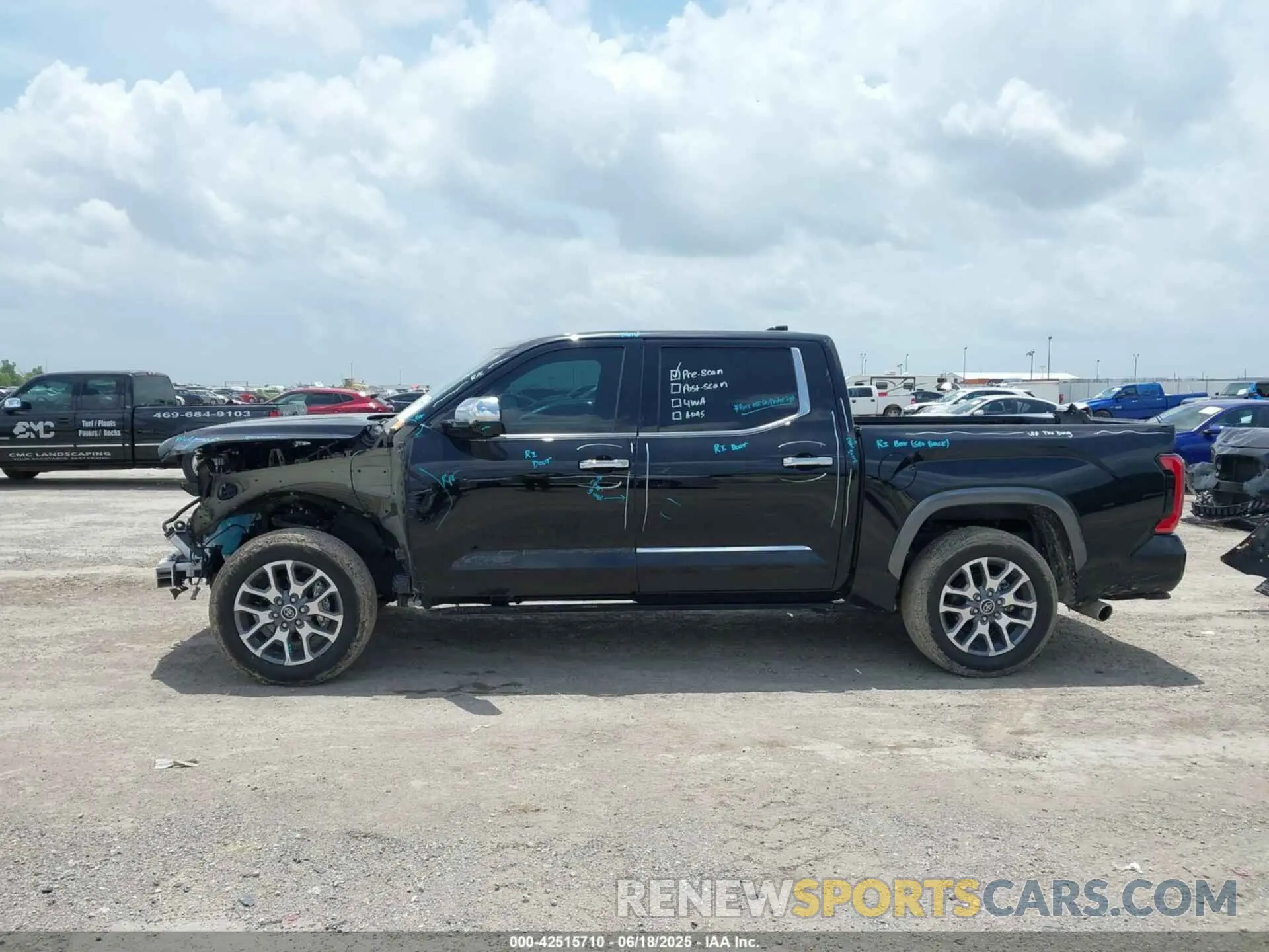 14 Photograph of a damaged car 5TFMA5DB8PX107743 TOYOTA TUNDRA 2023