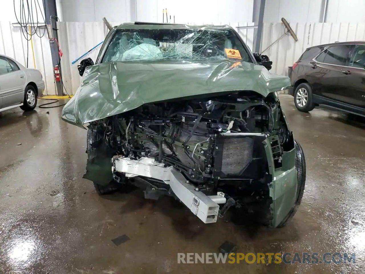 5 Photograph of a damaged car 5TFMA5DB9PX117651 TOYOTA TUNDRA 2023