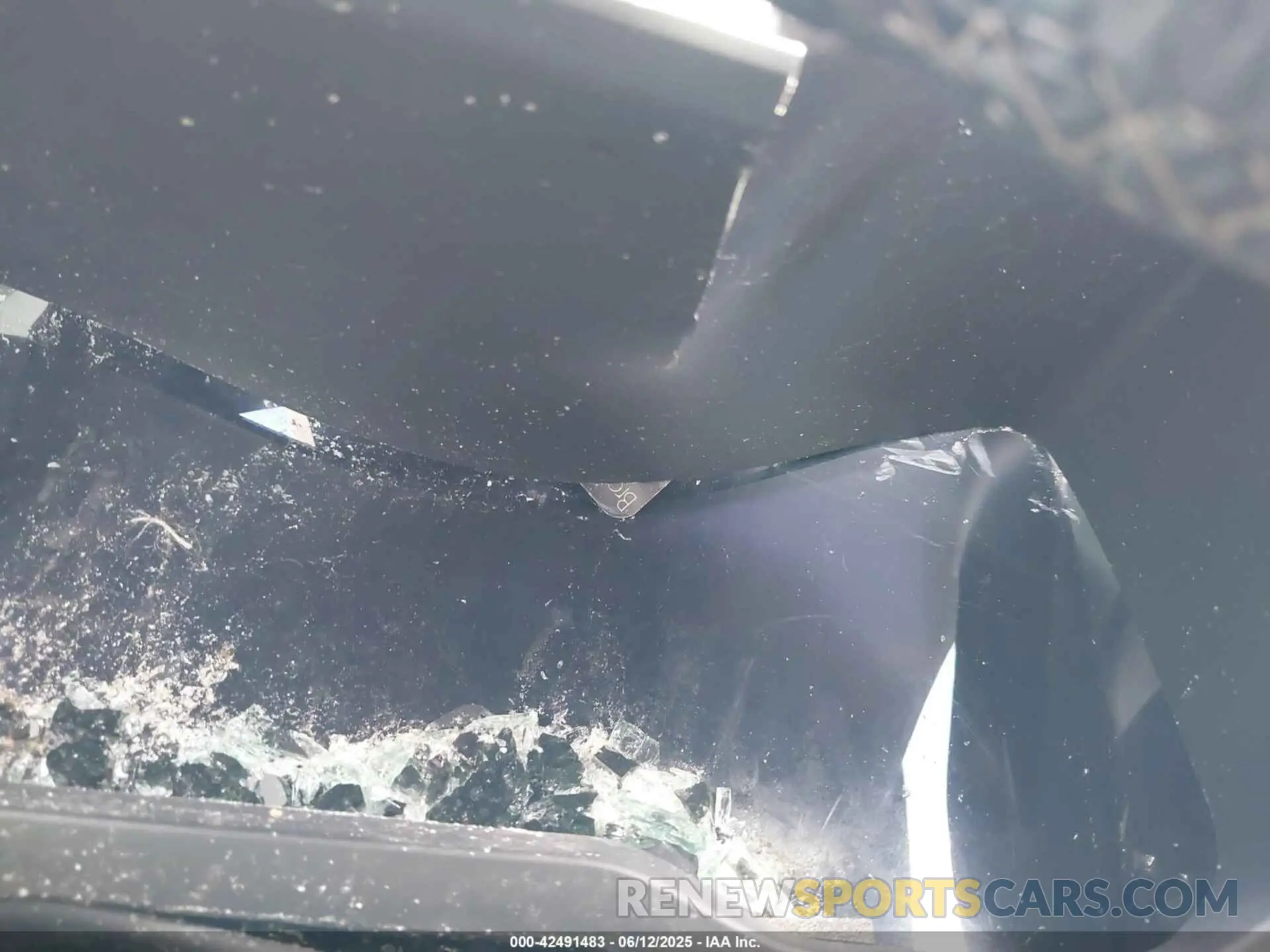 7 Photograph of a damaged car 5TFMA5EC4PX012961 TOYOTA TUNDRA 2023