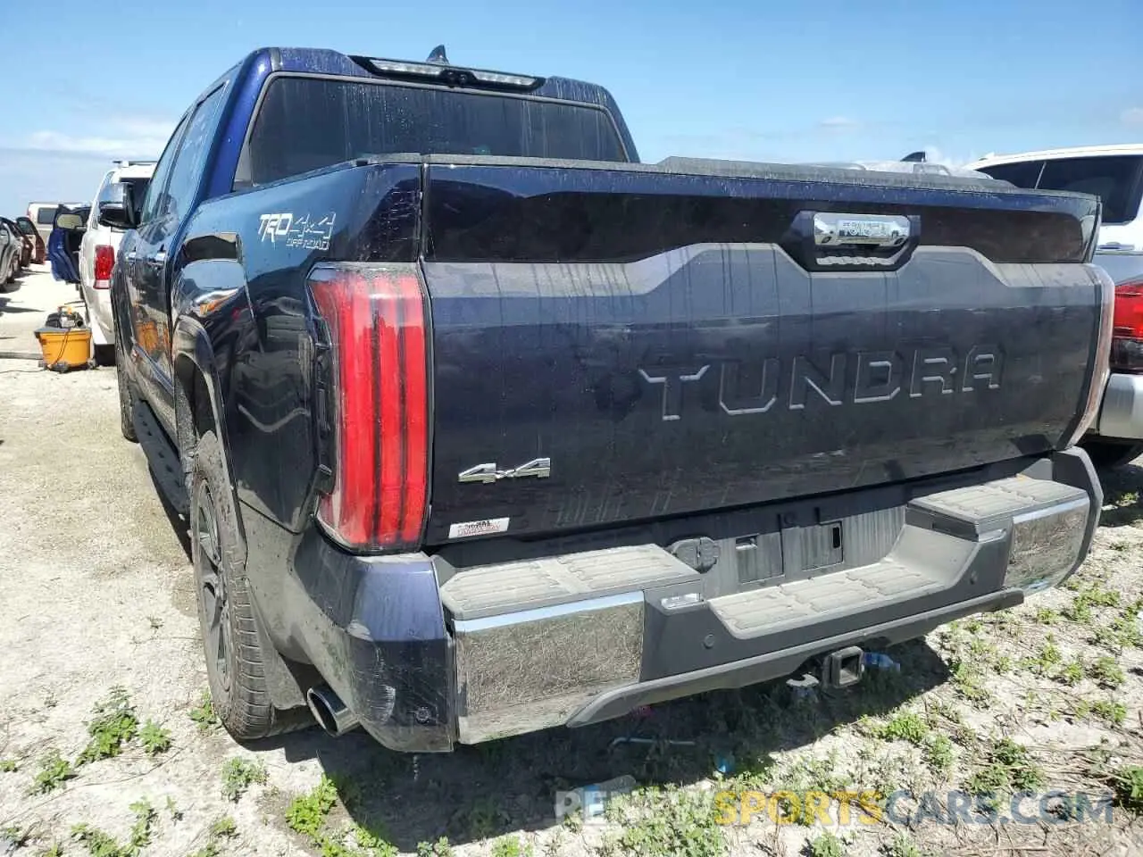 6 Photograph of a damaged car 5TFMC5DB5PX019548 TOYOTA TUNDRA 2023