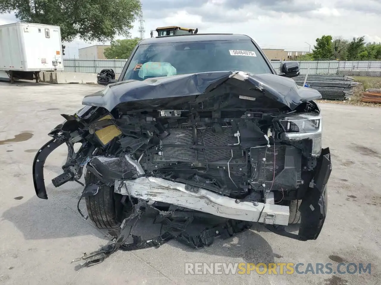 5 Photograph of a damaged car 5TFNA5AB7PX022188 TOYOTA TUNDRA 2023