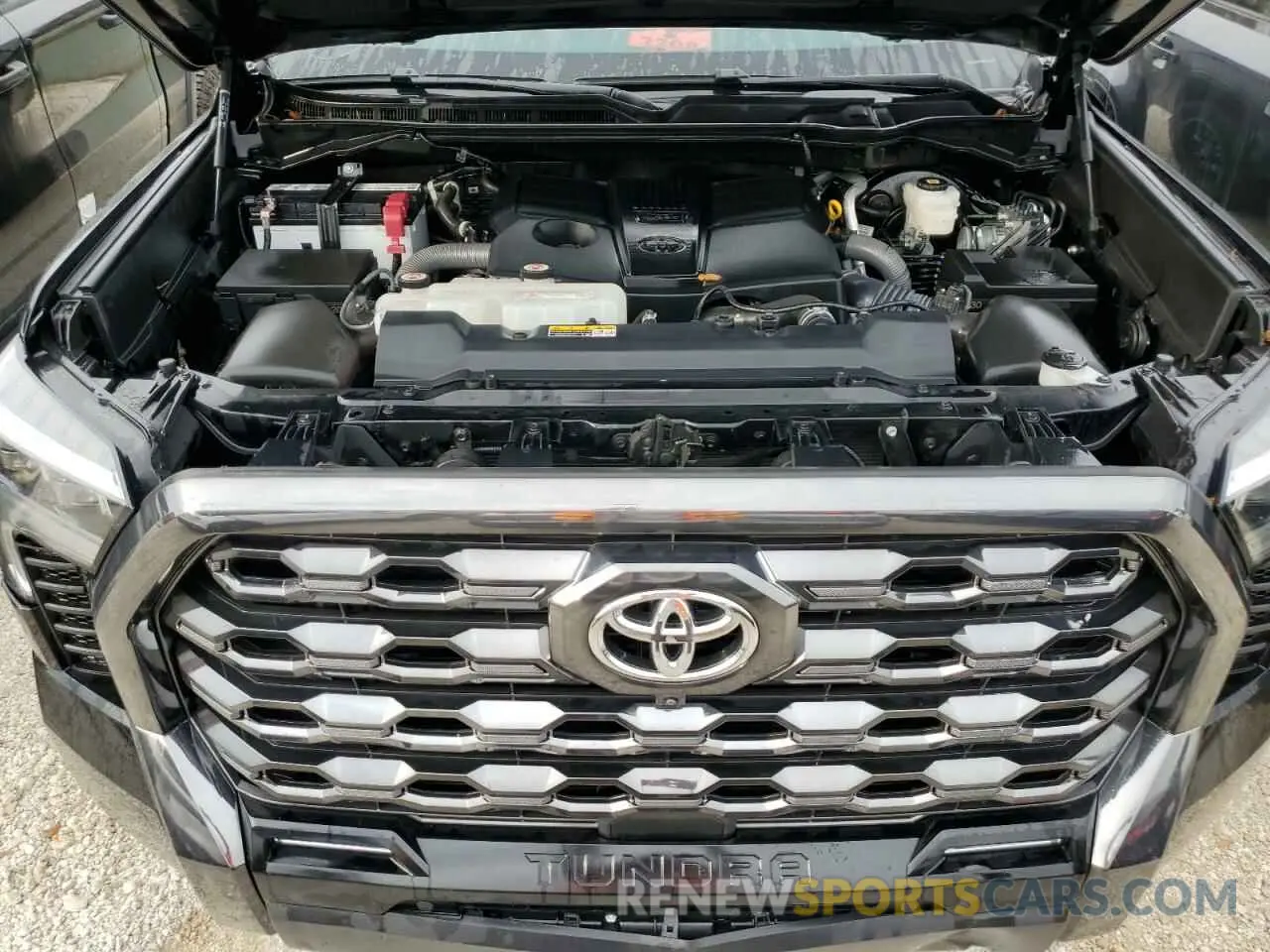 12 Photograph of a damaged car 5TFNA5DB2PX068734 TOYOTA TUNDRA 2023
