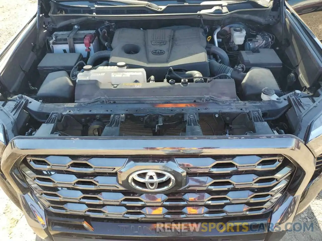 11 Photograph of a damaged car 5TFNA5DB2PX087283 TOYOTA TUNDRA 2023