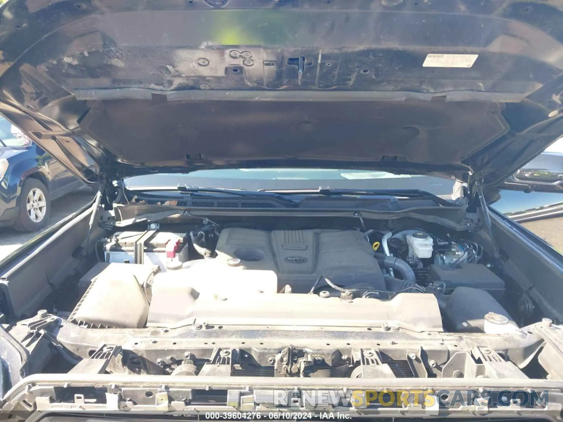 10 Photograph of a damaged car 5TFNA5DB3PX080827 TOYOTA TUNDRA 2023