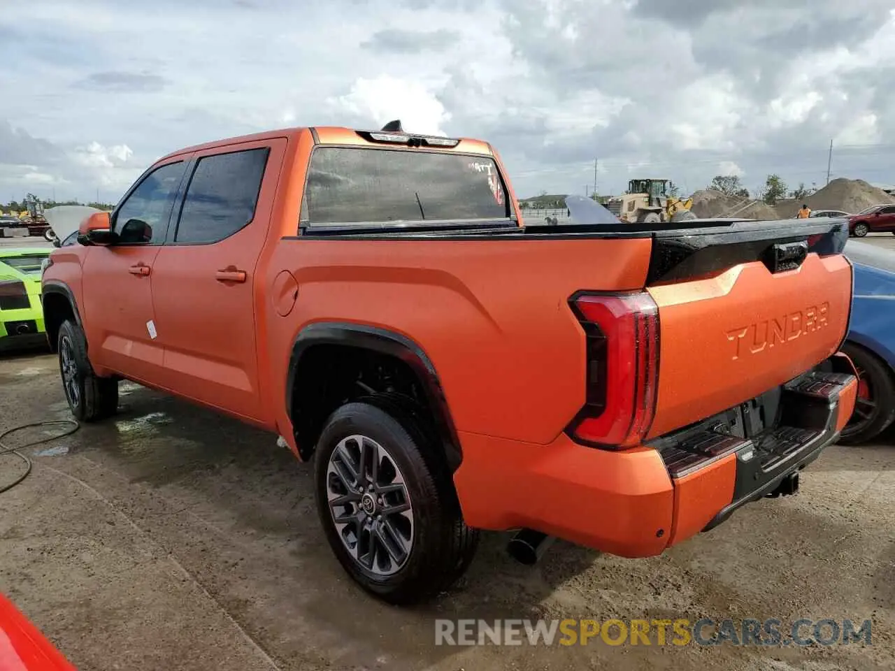 2 Photograph of a damaged car 5TFNA5DB6PX079302 TOYOTA TUNDRA 2023
