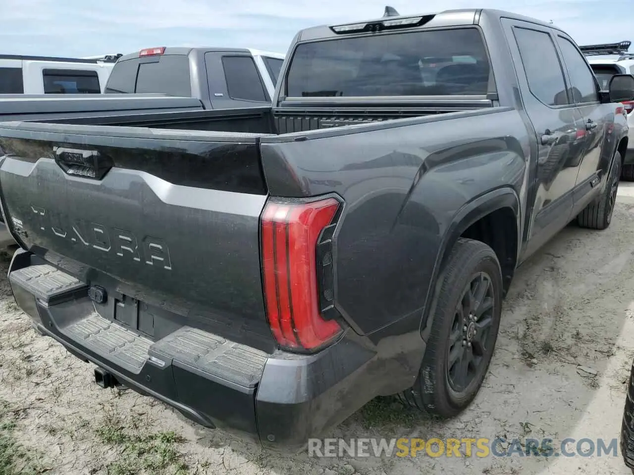 6 Photograph of a damaged car 5TFNA5DB9PX089256 TOYOTA TUNDRA 2023
