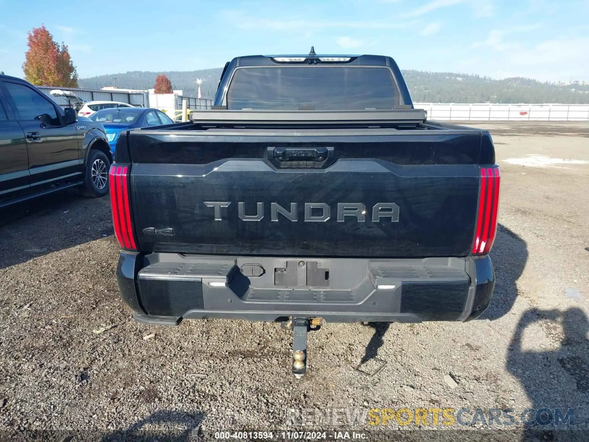 16 Photograph of a damaged car 5TFNA5DBXPX117873 TOYOTA TUNDRA 2023