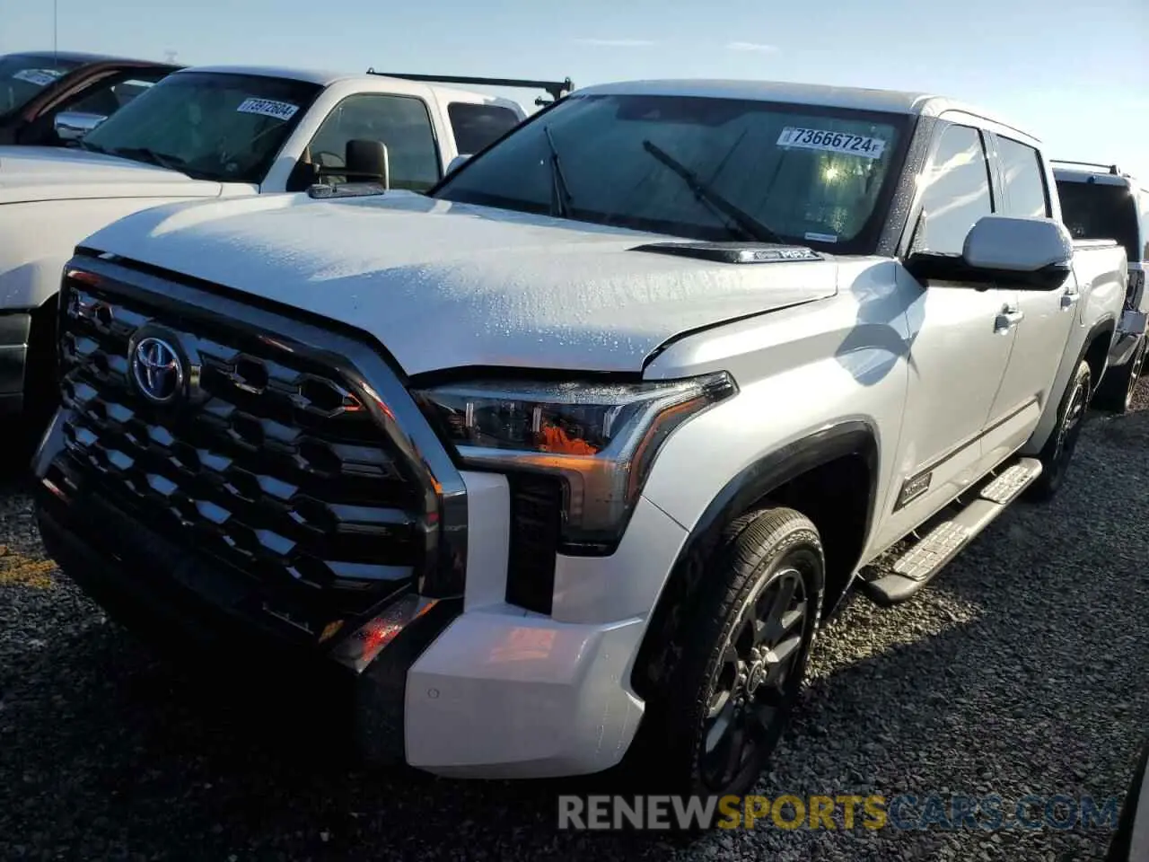 1 Photograph of a damaged car 5TFNC5DB3PX033842 TOYOTA TUNDRA 2023