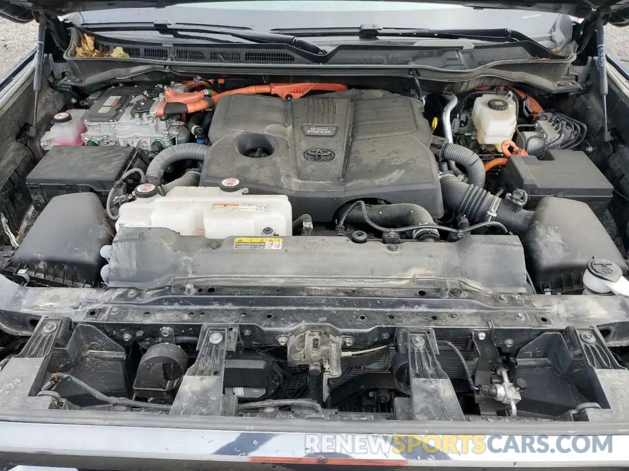 11 Photograph of a damaged car 5TFNC5DB5PX030313 TOYOTA TUNDRA 2023