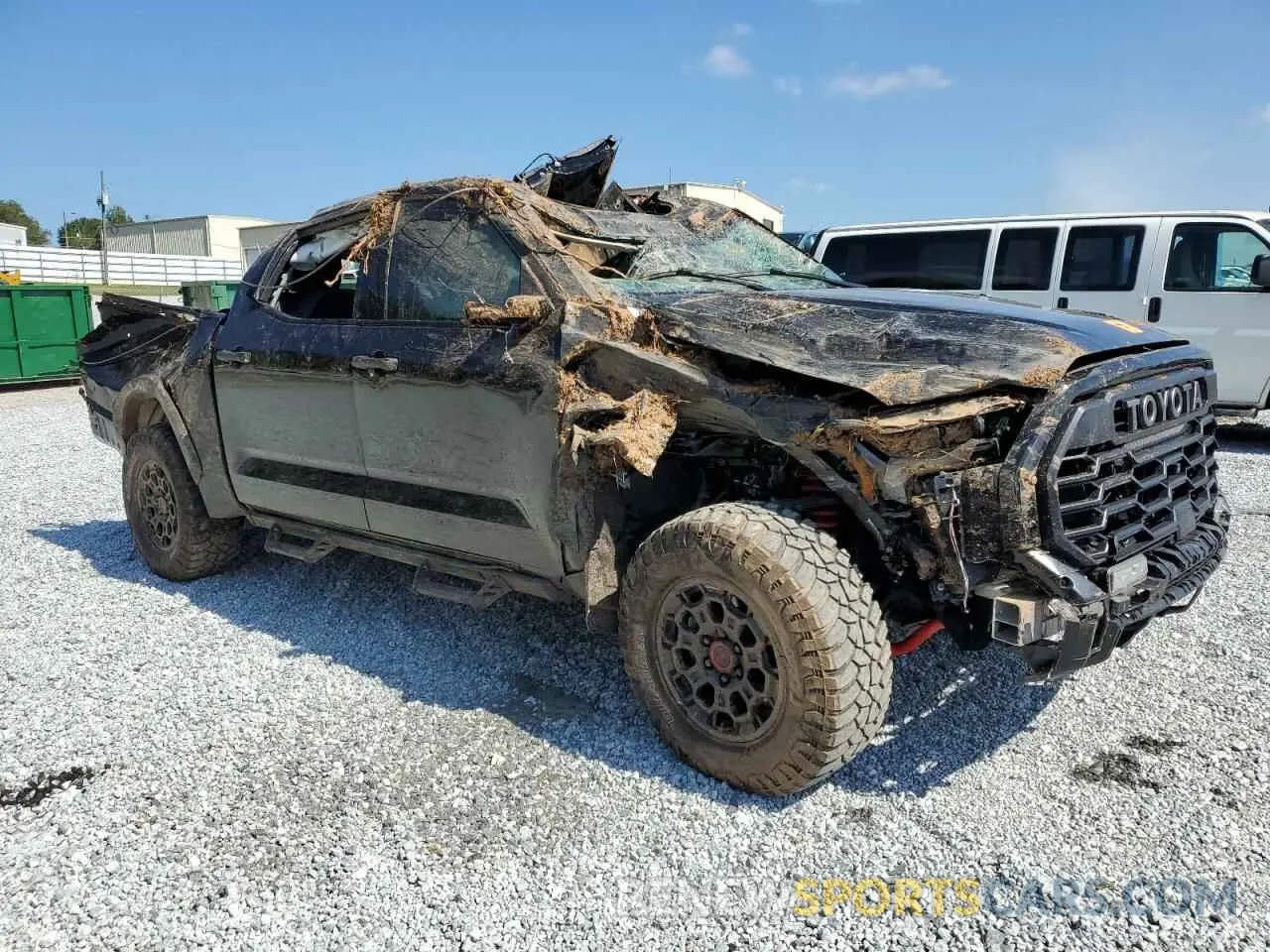 4 Photograph of a damaged car 5TFPC5DB0PX032270 TOYOTA TUNDRA 2023