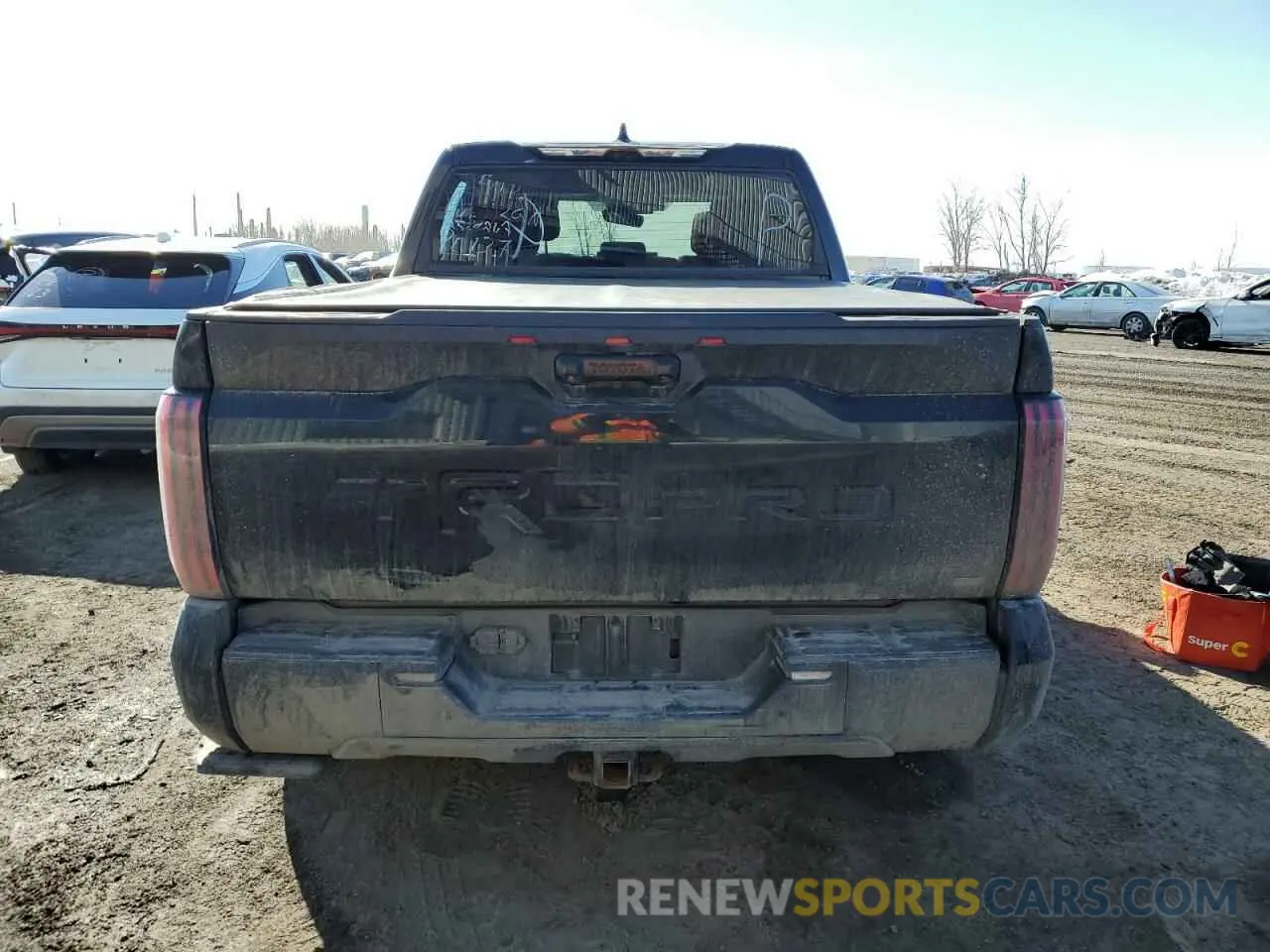 6 Photograph of a damaged car 5TFPC5DB4PX039593 TOYOTA TUNDRA 2023