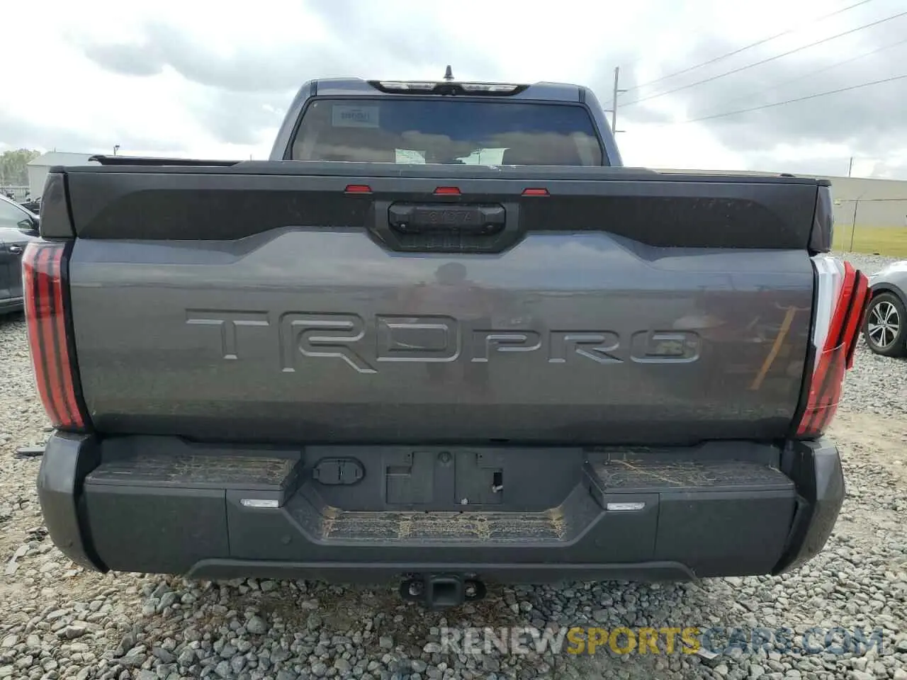 6 Photograph of a damaged car 5TFPC5DB8PX018066 TOYOTA TUNDRA 2023