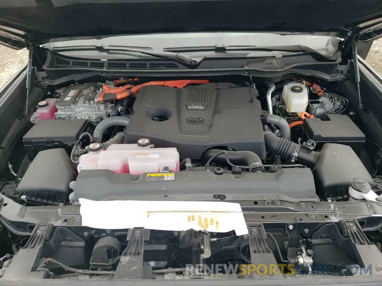 11 Photograph of a damaged car 5TFVC5DB0PX037217 TOYOTA TUNDRA 2023