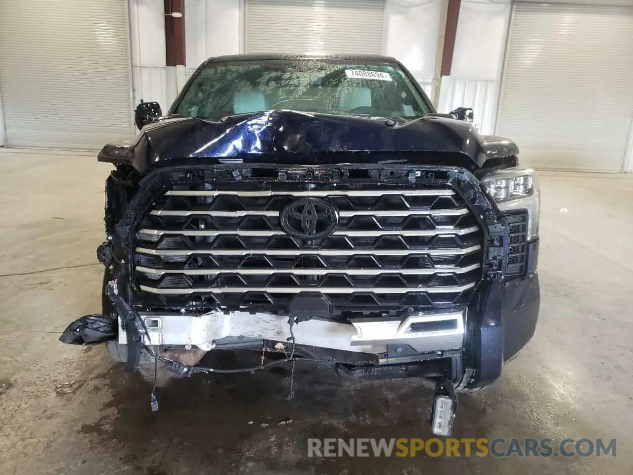 5 Photograph of a damaged car 5TFVC5DB2PX019771 TOYOTA TUNDRA 2023
