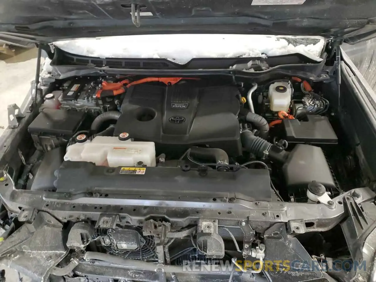 11 Photograph of a damaged car 5TFVC5DB6PX033074 TOYOTA TUNDRA 2023