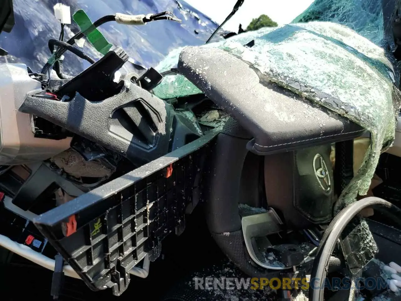 9 Photograph of a damaged car 5TFVC5DB9PX028516 TOYOTA TUNDRA 2023
