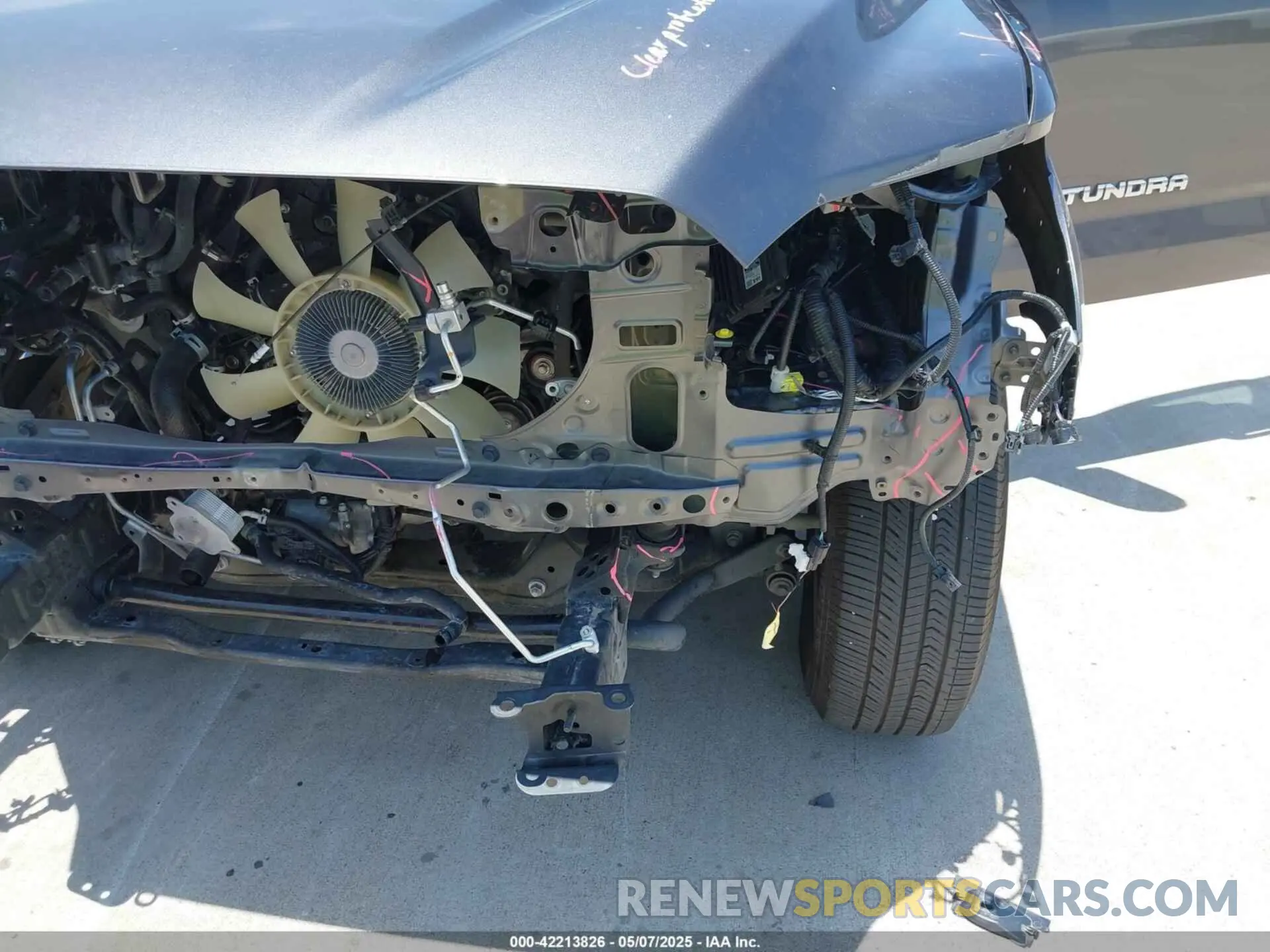 6 Photograph of a damaged car 5TFJA5AB7RX040367 TOYOTA TUNDRA 2024