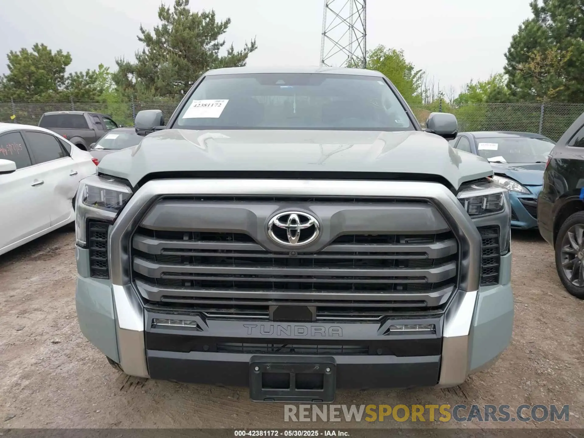 12 Photograph of a damaged car 5TFJA5DB0RX175315 TOYOTA TUNDRA 2024