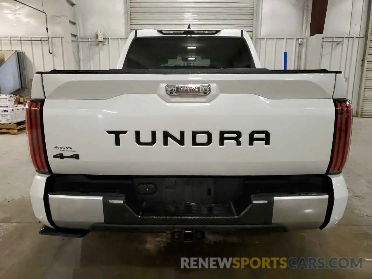 6 Photograph of a damaged car 5TFJA5DB2RX190320 TOYOTA TUNDRA 2024