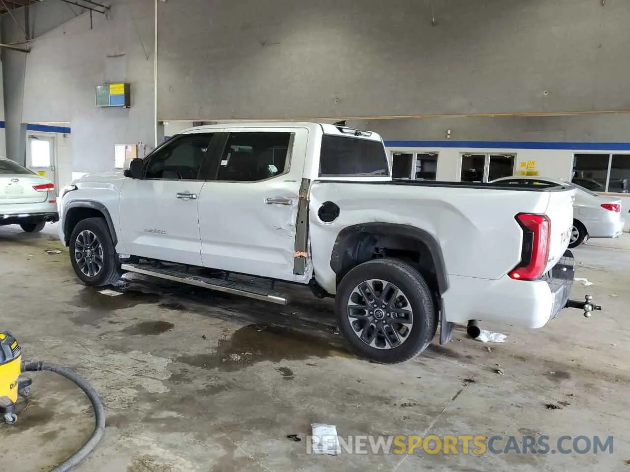 2 Photograph of a damaged car 5TFJA5DB3RX212597 TOYOTA TUNDRA 2024