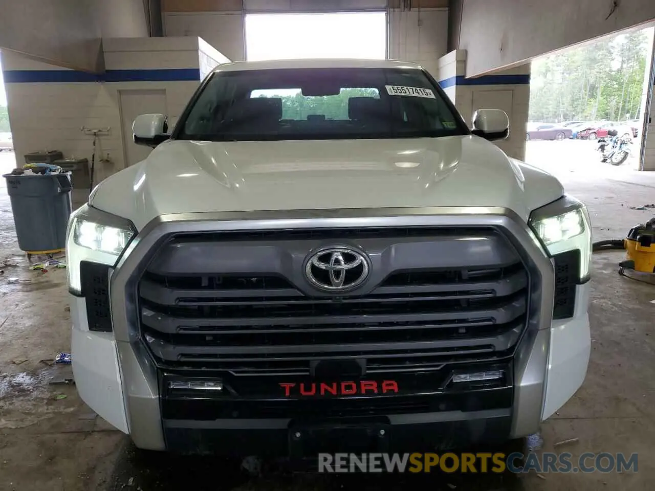 5 Photograph of a damaged car 5TFJA5DB3RX212597 TOYOTA TUNDRA 2024