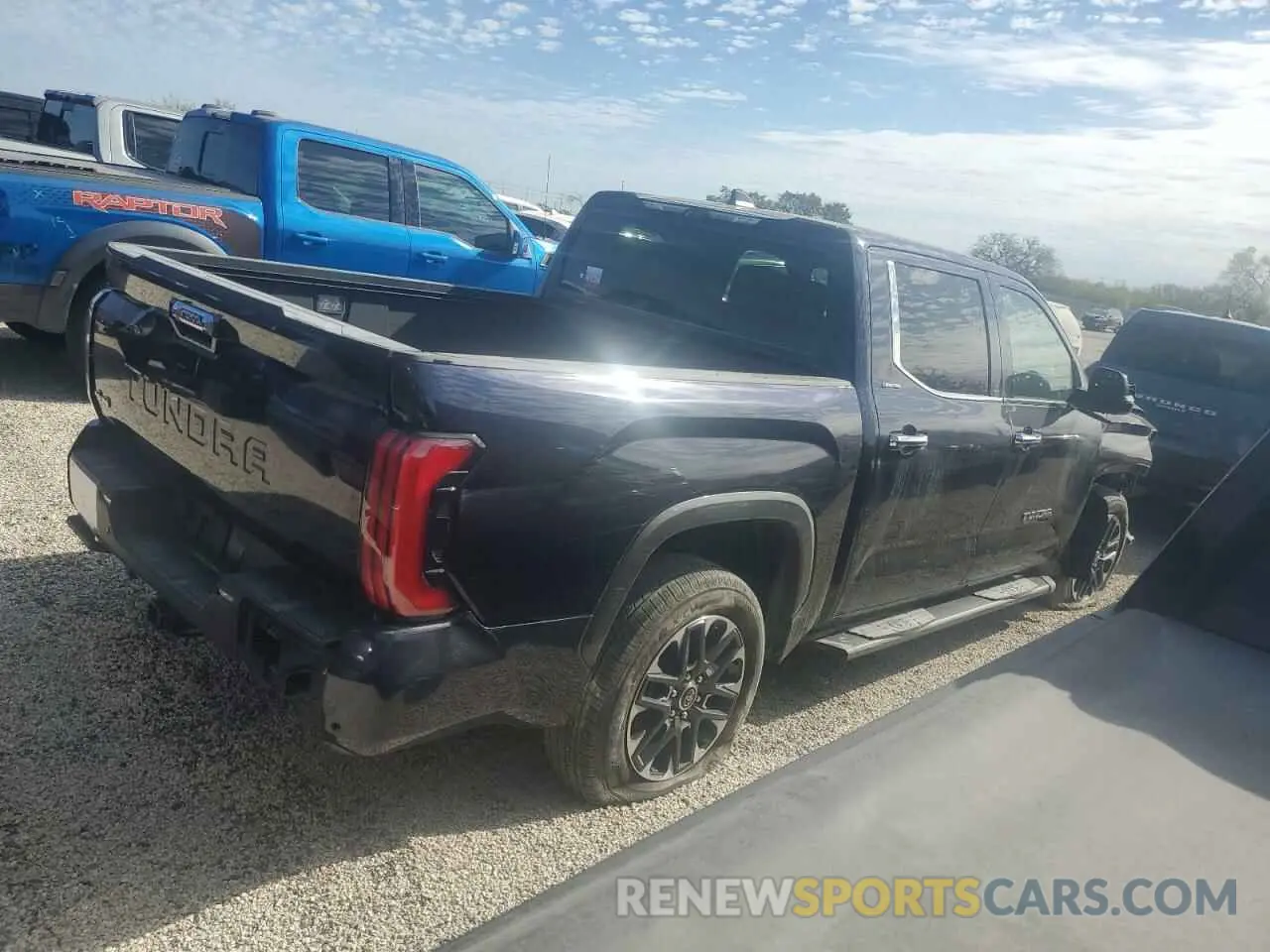3 Photograph of a damaged car 5TFJA5DB4RX153639 TOYOTA TUNDRA 2024