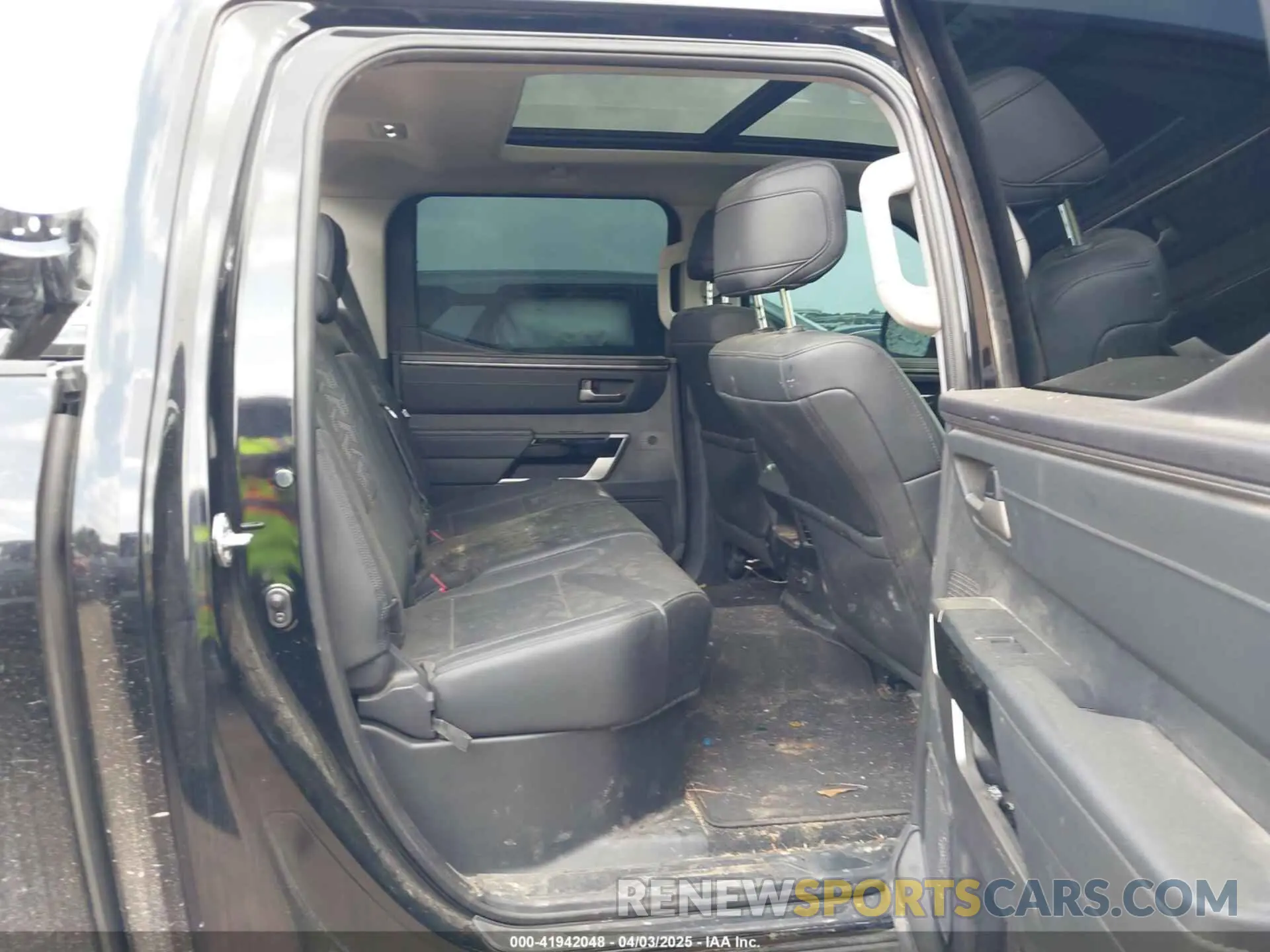 8 Photograph of a damaged car 5TFJA5EC8RX027842 TOYOTA TUNDRA 2024