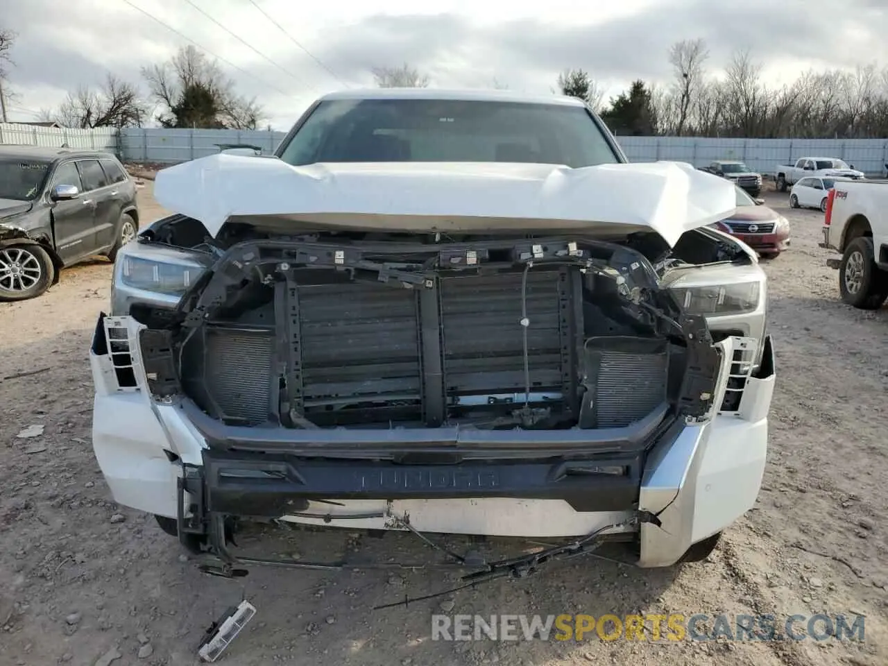 5 Photograph of a damaged car 5TFJC5DB1RX052066 TOYOTA TUNDRA 2024