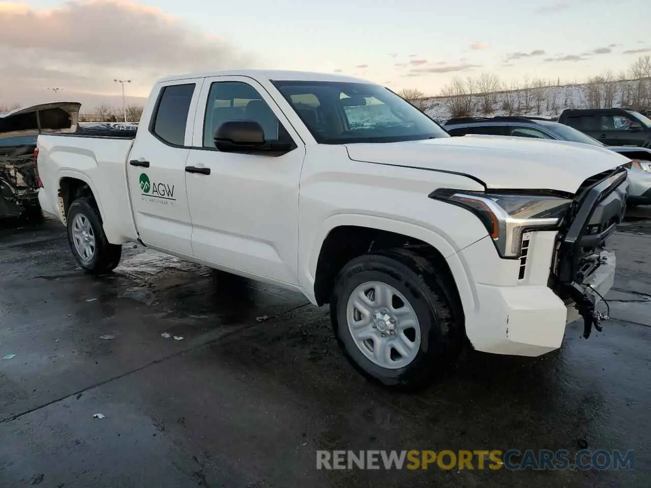 4 Photograph of a damaged car 5TFKB5DA4RX181272 TOYOTA TUNDRA 2024
