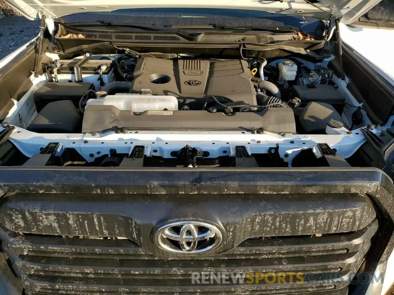 12 Photograph of a damaged car 5TFKB5DB1RX181657 TOYOTA TUNDRA 2024