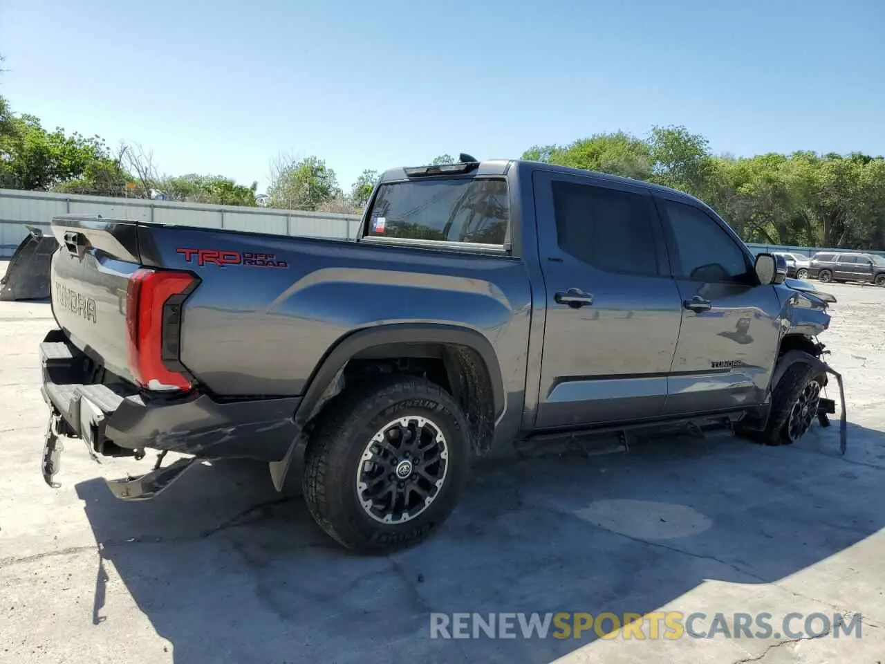3 Photograph of a damaged car 5TFLA5AB5RX037623 TOYOTA TUNDRA 2024