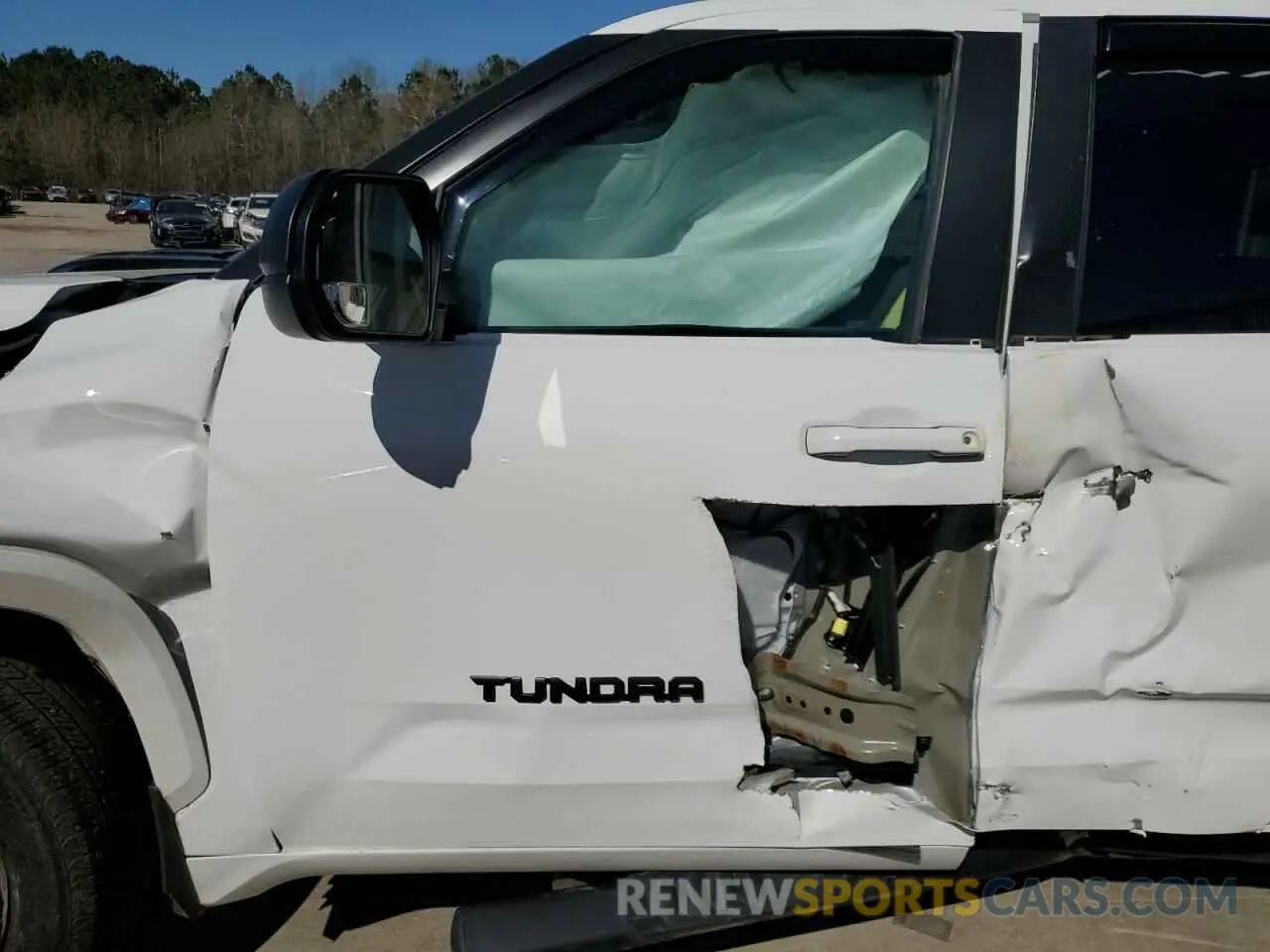 7 Photograph of a damaged car 5TFLA5AB9RX031596 TOYOTA TUNDRA 2024