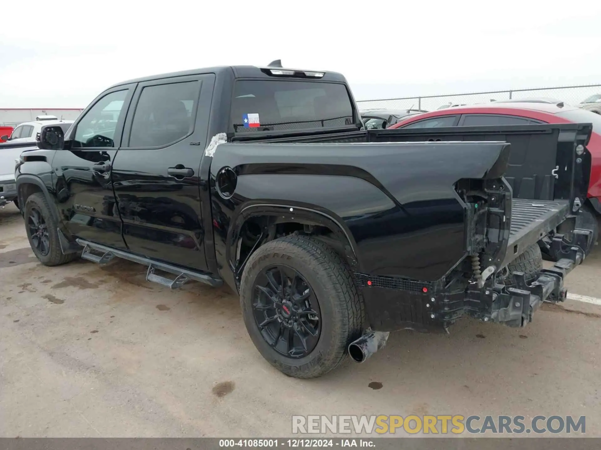 15 Photograph of a damaged car 5TFLA5AB9RX039326 TOYOTA TUNDRA 2024