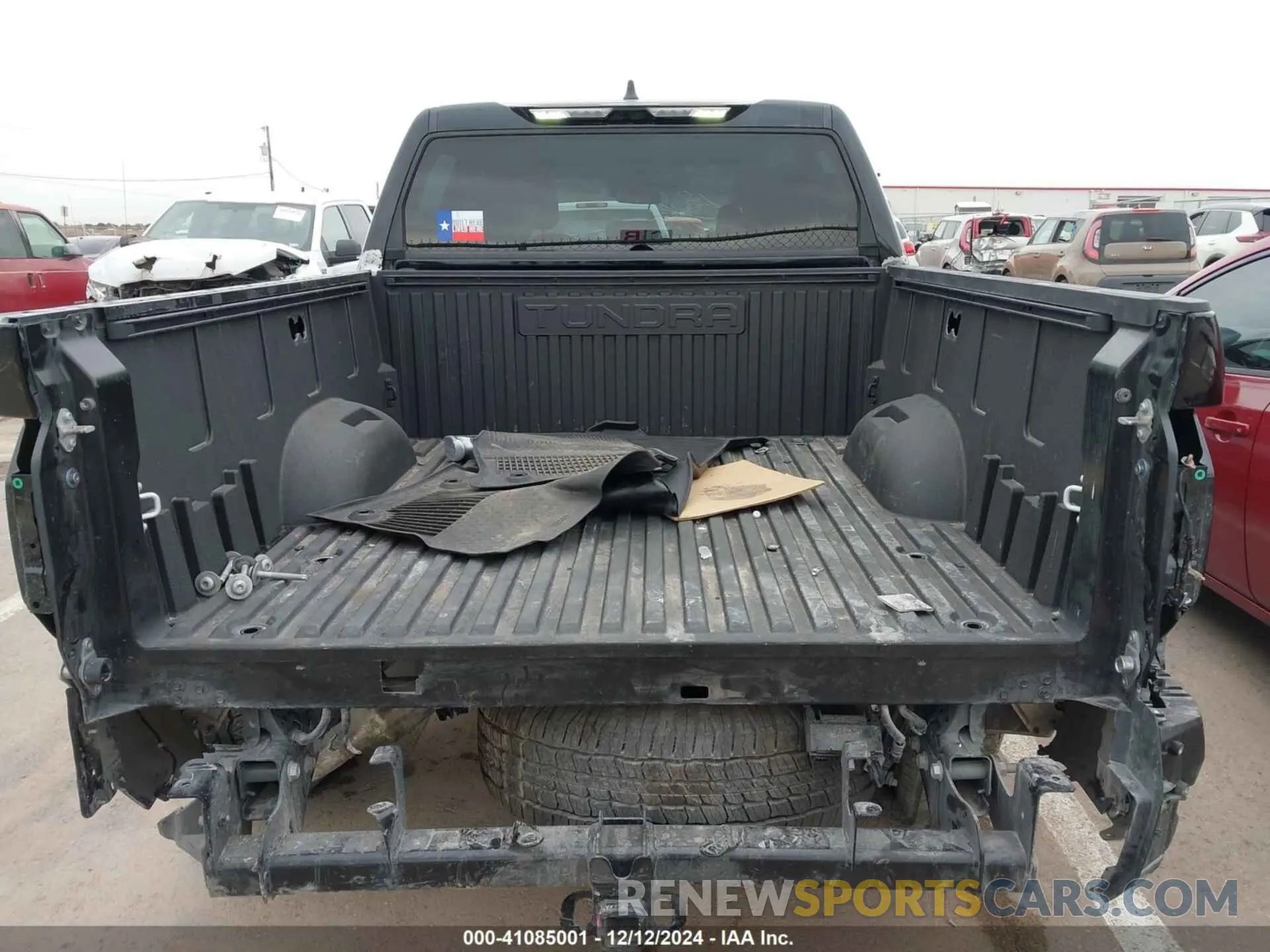 17 Photograph of a damaged car 5TFLA5AB9RX039326 TOYOTA TUNDRA 2024
