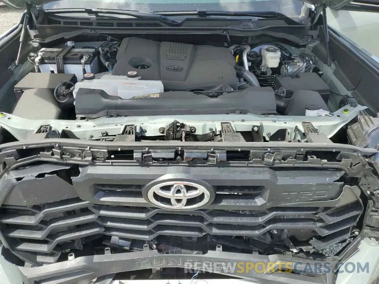 11 Photograph of a damaged car 5TFLA5ABXRX039903 TOYOTA TUNDRA 2024
