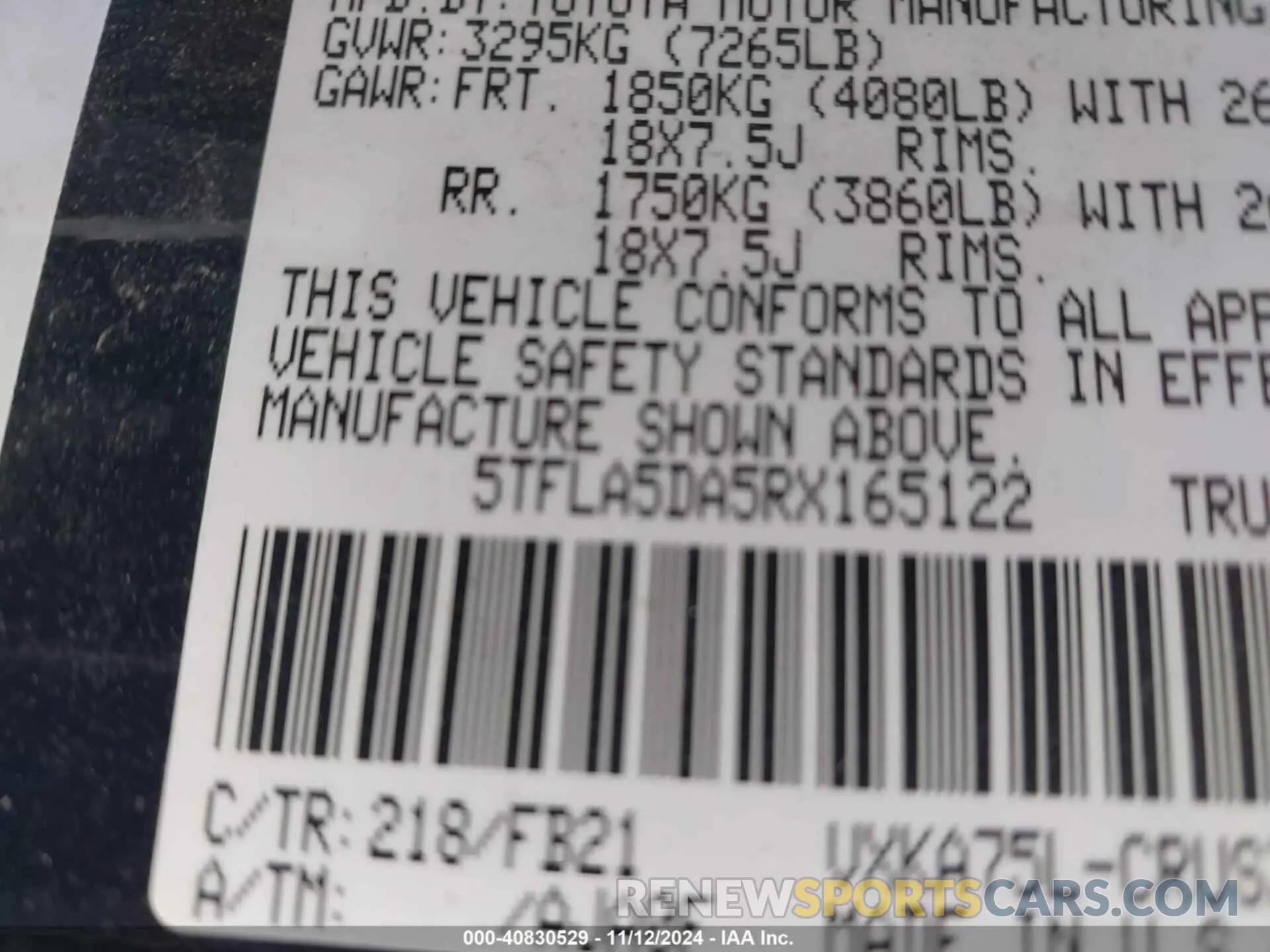 9 Photograph of a damaged car 5TFLA5DA5RX165122 TOYOTA TUNDRA 2024