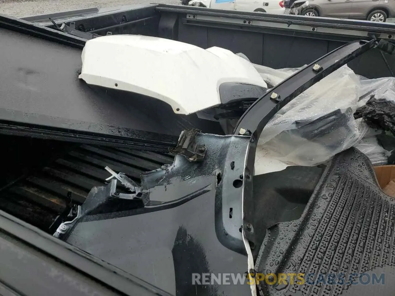 14 Photograph of a damaged car 5TFLA5DB0RX142548 TOYOTA TUNDRA 2024