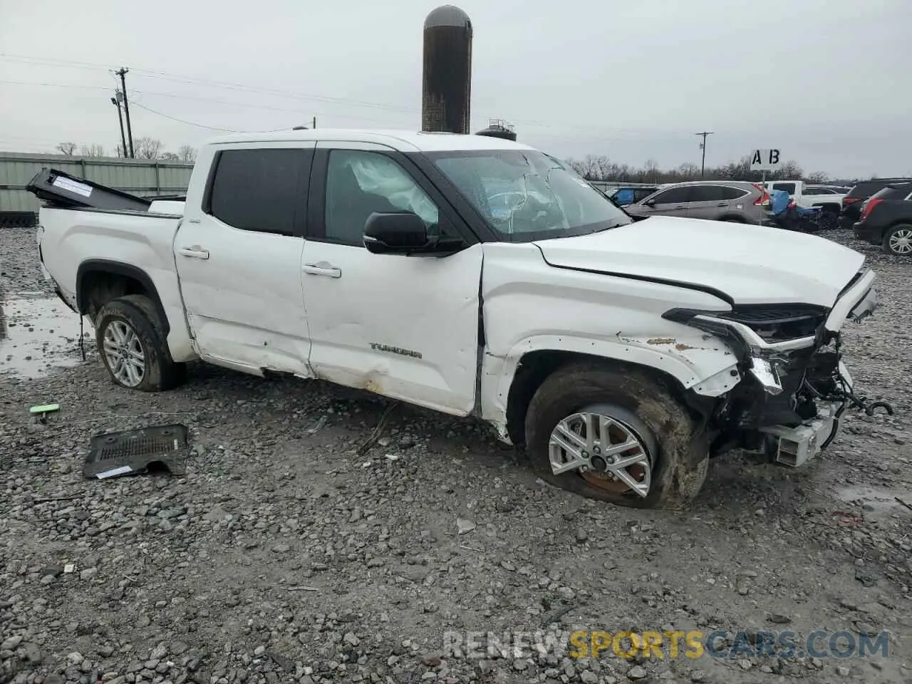 4 Photograph of a damaged car 5TFLA5DB0RX142548 TOYOTA TUNDRA 2024