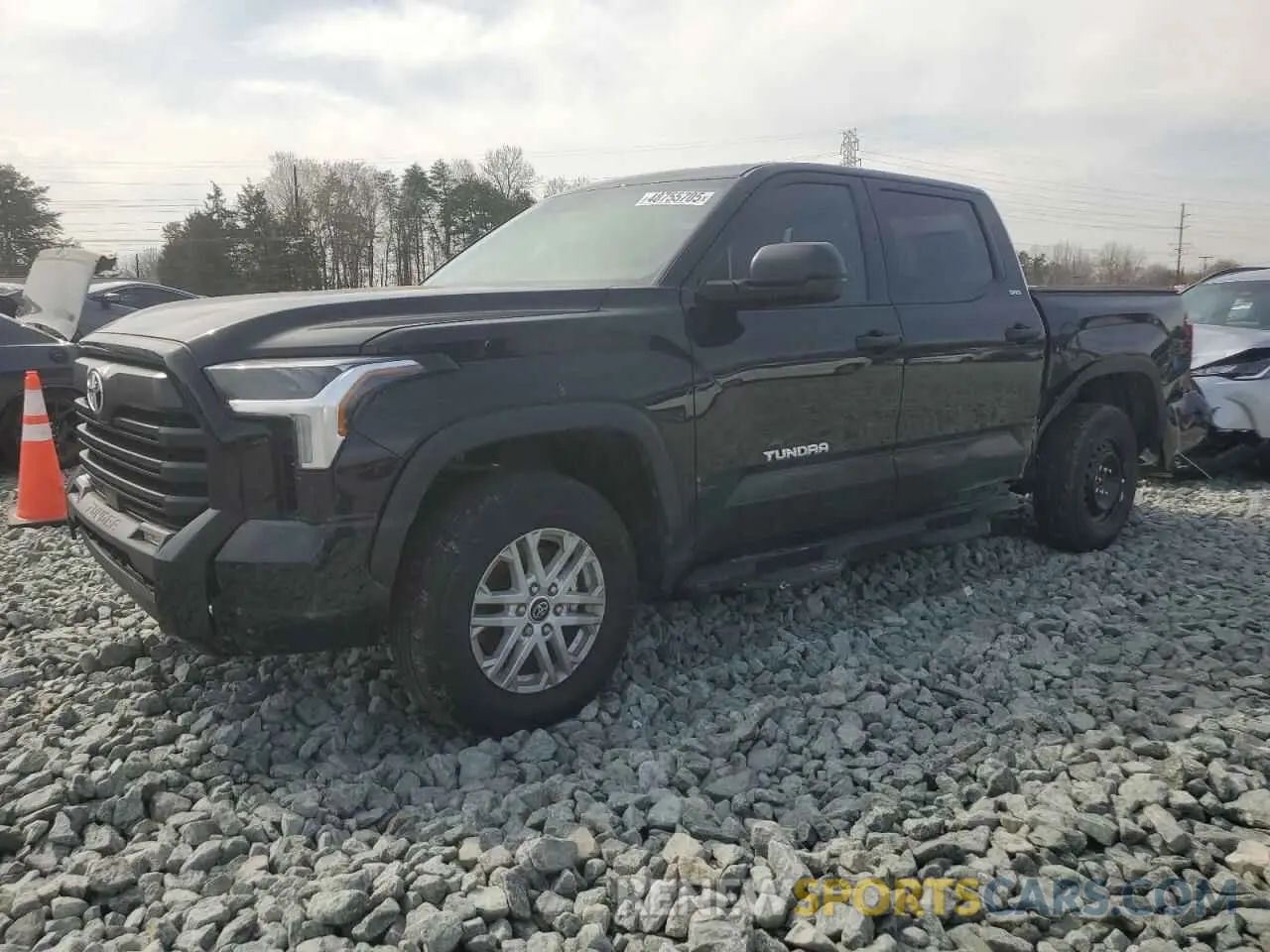 1 Photograph of a damaged car 5TFLA5DB0RX165621 TOYOTA TUNDRA 2024