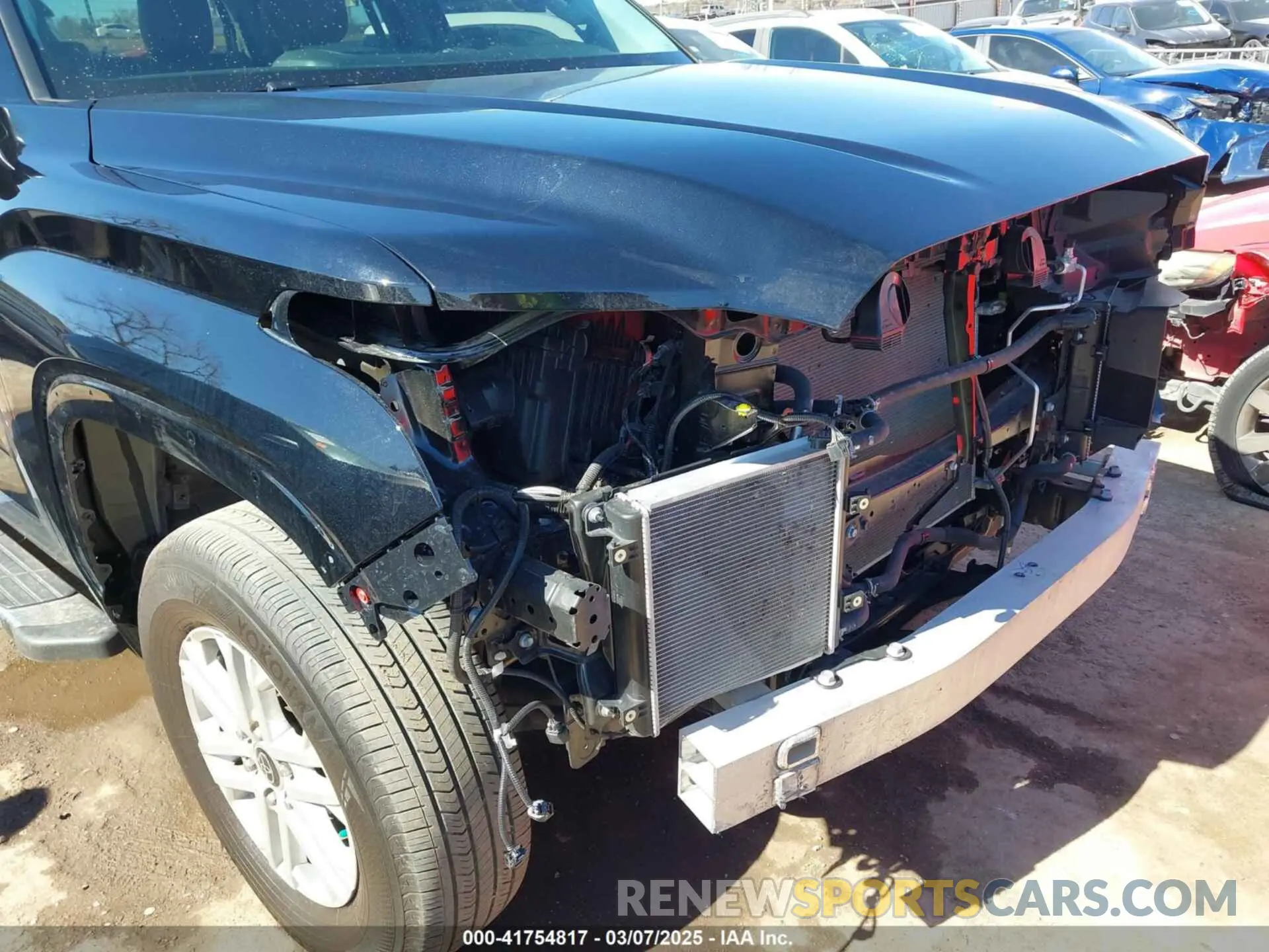 6 Photograph of a damaged car 5TFLA5DB0RX171418 TOYOTA TUNDRA 2024