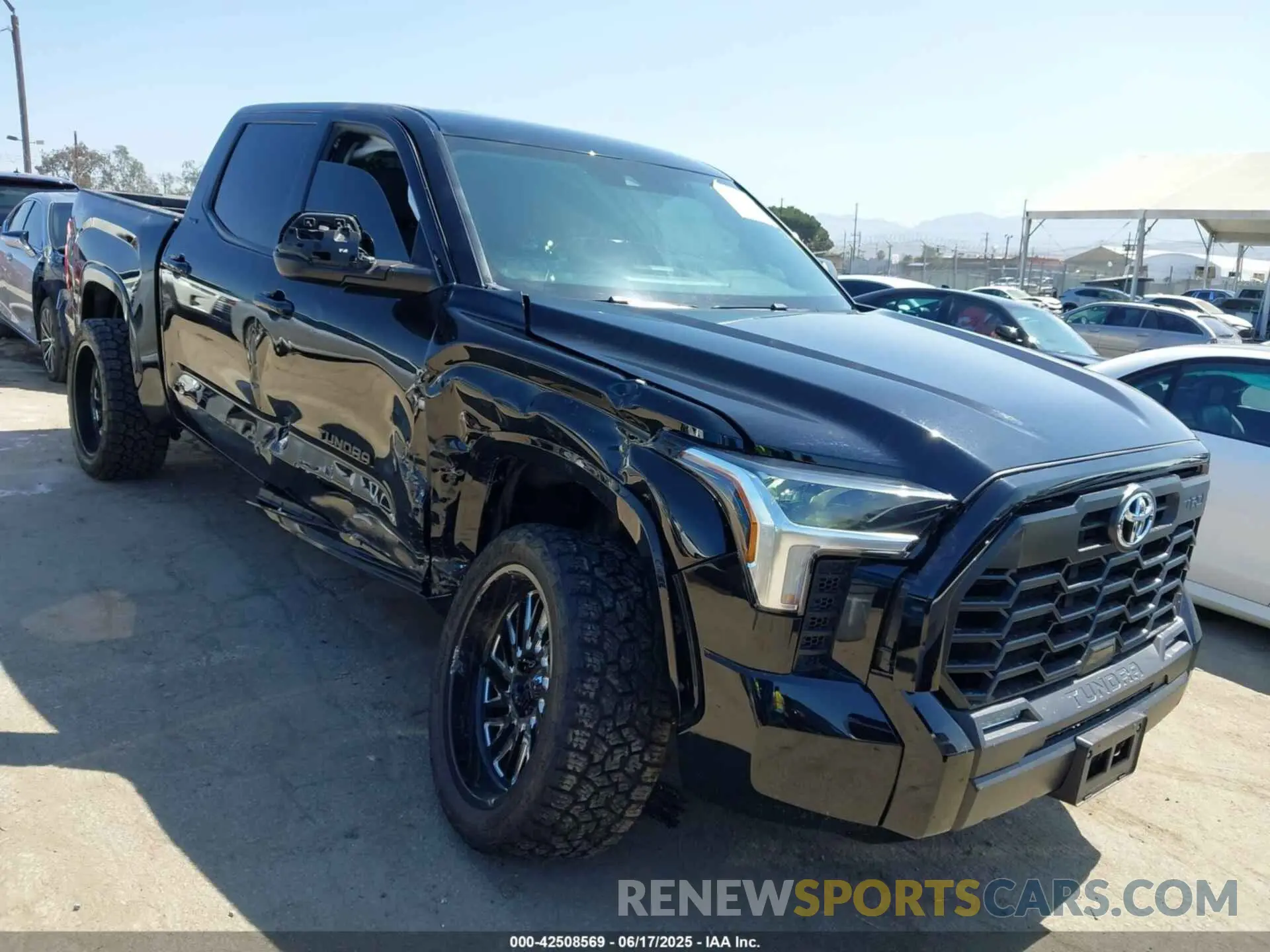 1 Photograph of a damaged car 5TFLA5DB0RX211934 TOYOTA TUNDRA 2024