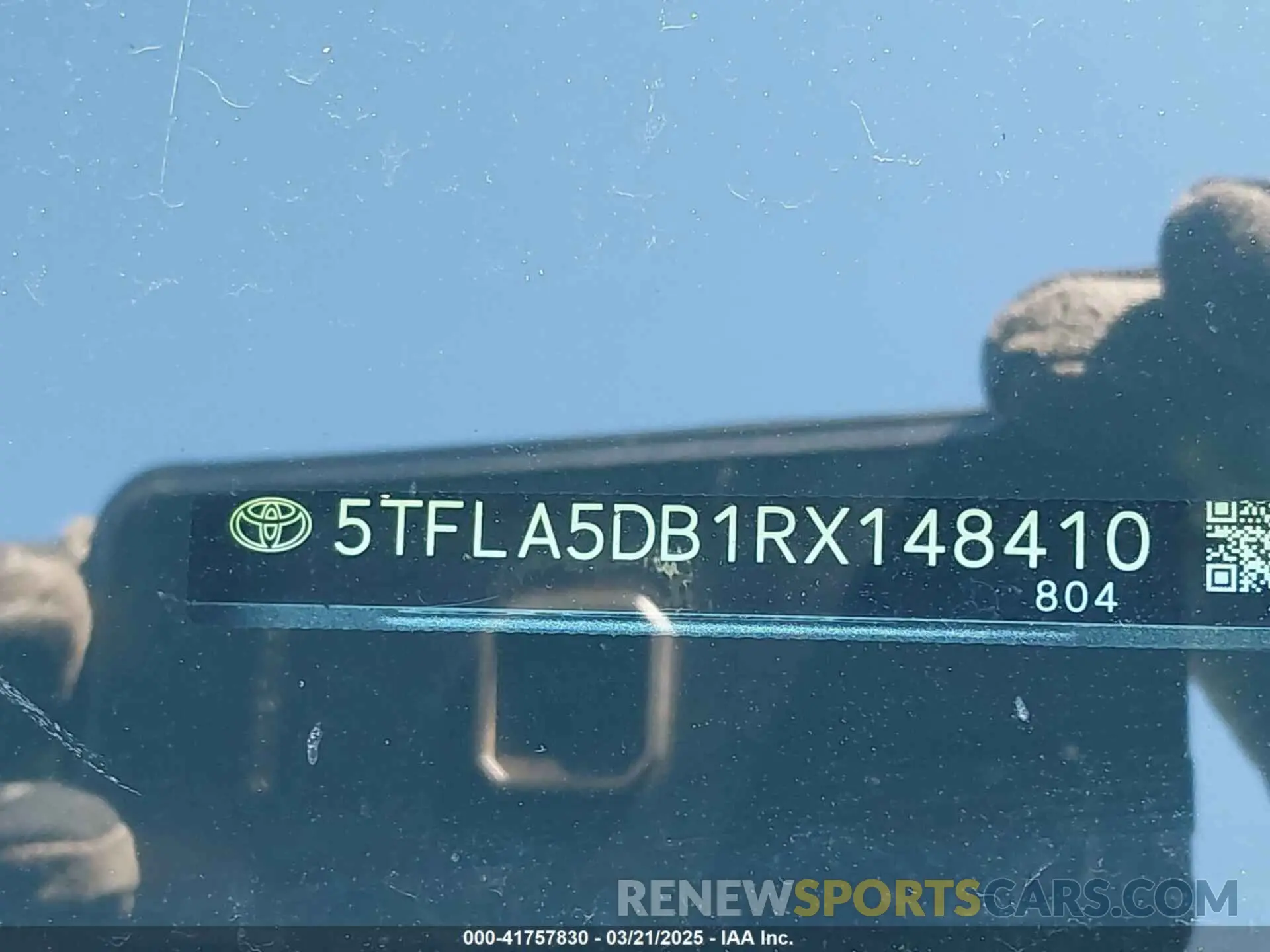 9 Photograph of a damaged car 5TFLA5DB1RX148410 TOYOTA TUNDRA 2024