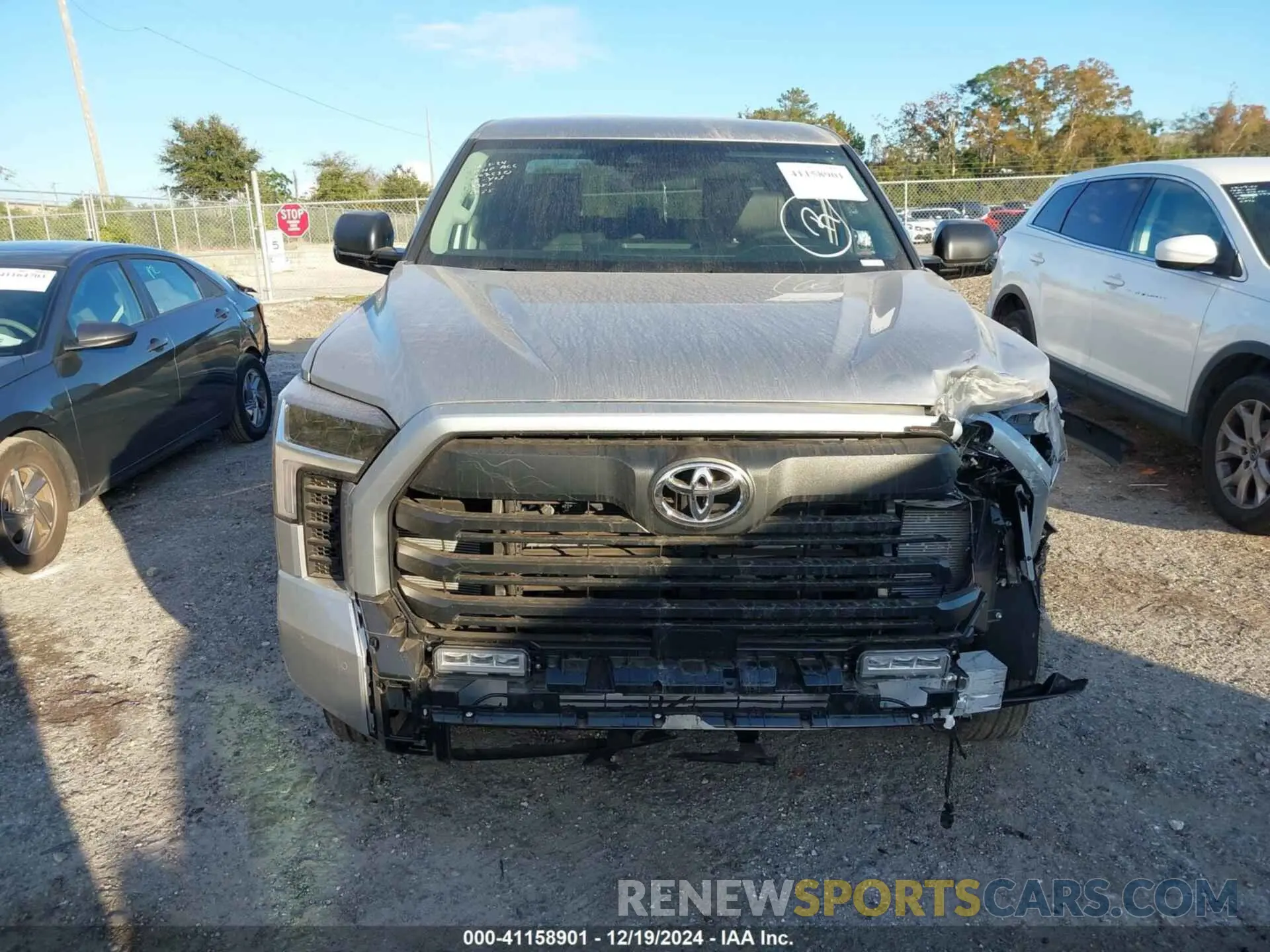 12 Photograph of a damaged car 5TFLA5DB1RX216415 TOYOTA TUNDRA 2024