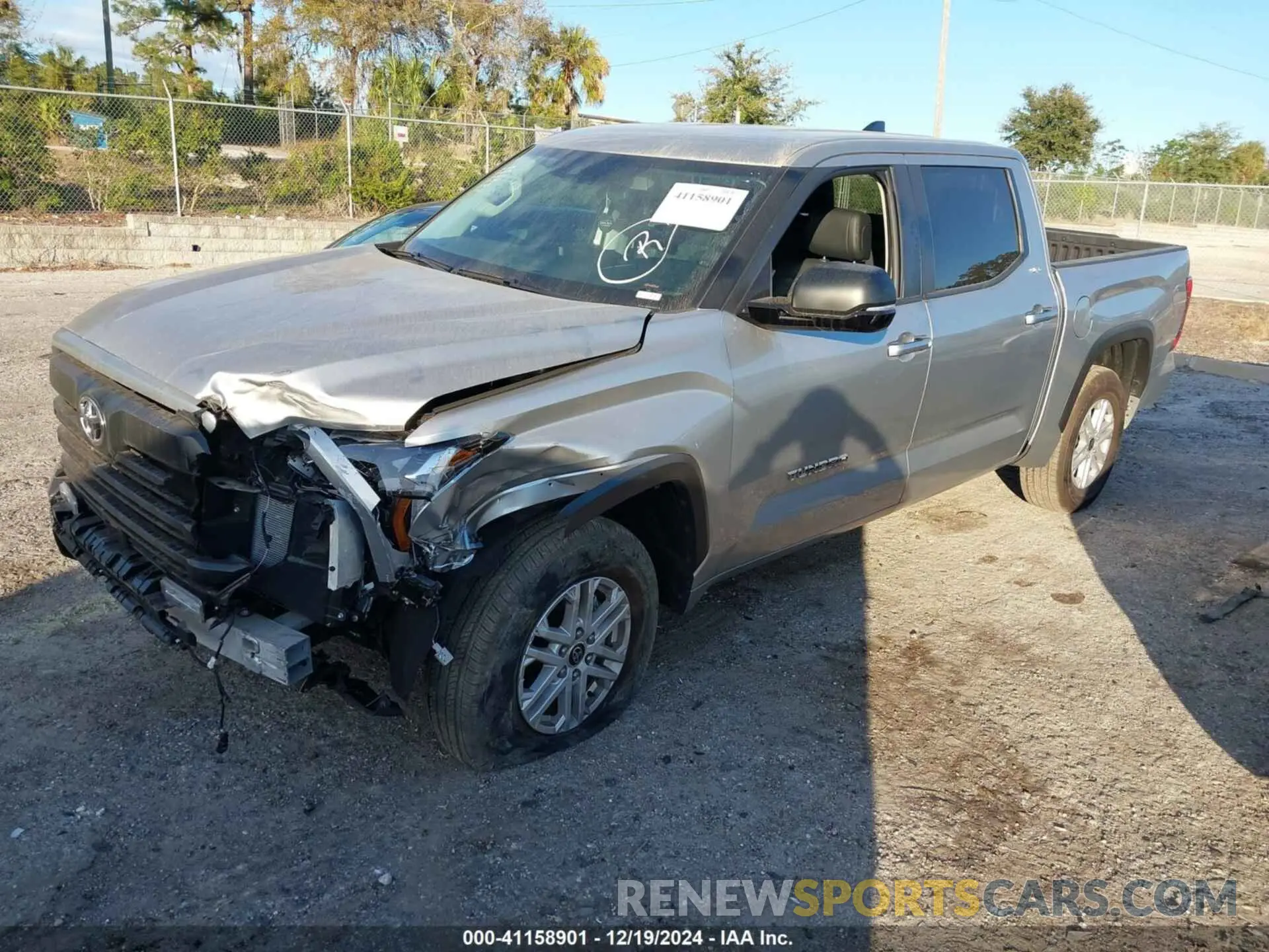 2 Photograph of a damaged car 5TFLA5DB1RX216415 TOYOTA TUNDRA 2024
