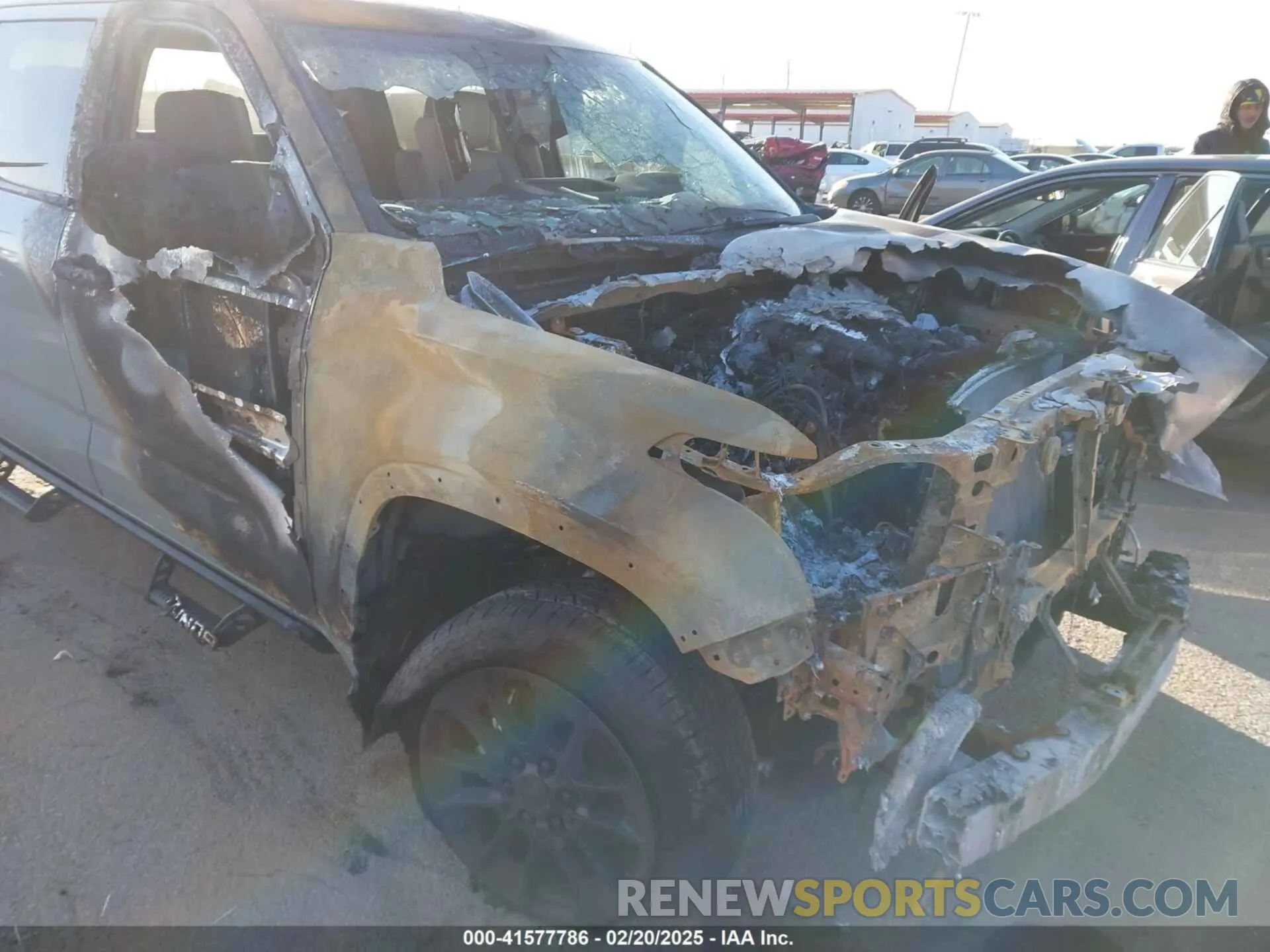 6 Photograph of a damaged car 5TFLA5DB1RX231450 TOYOTA TUNDRA 2024