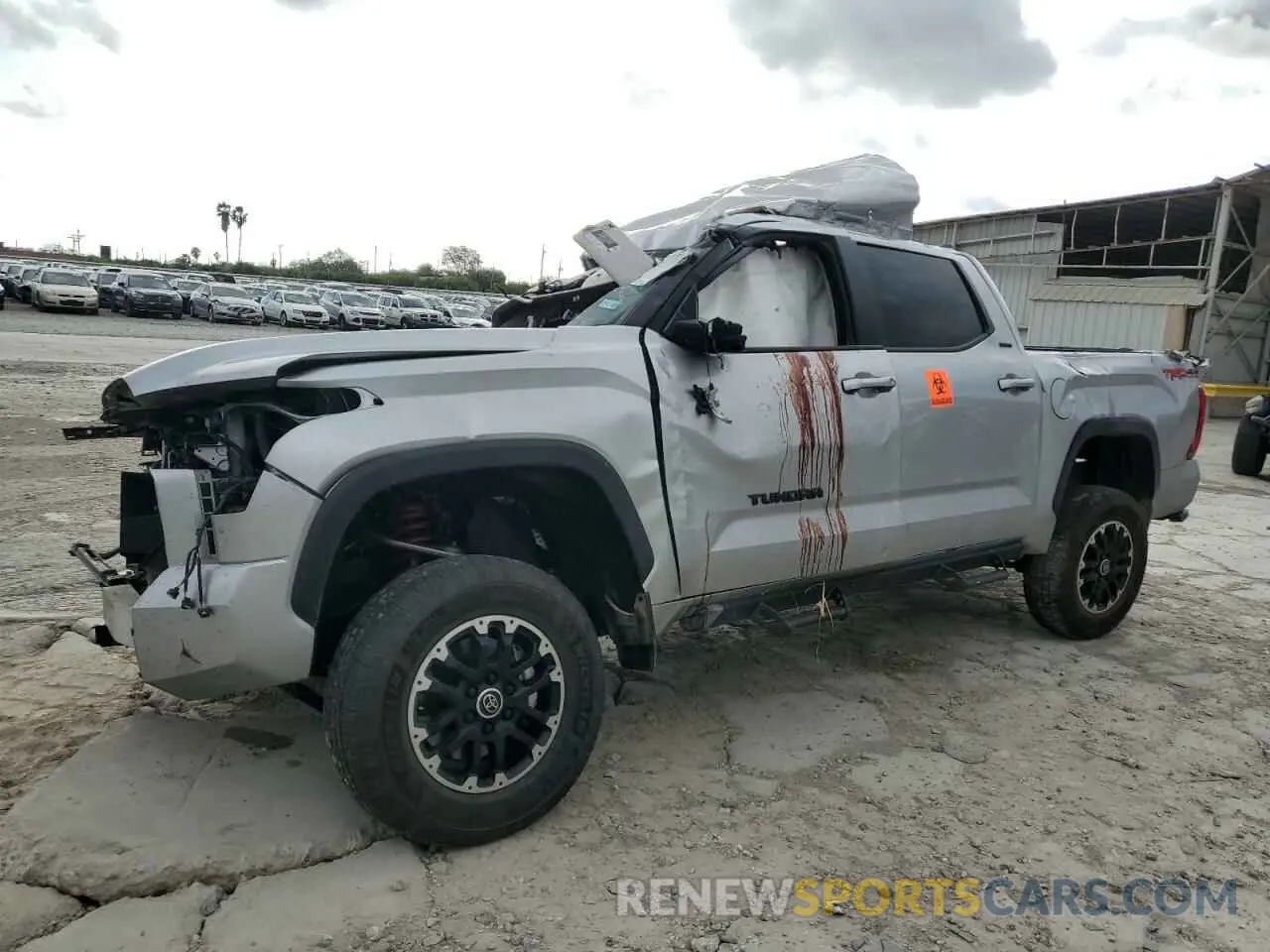 1 Photograph of a damaged car 5TFLA5DB2RX180976 TOYOTA TUNDRA 2024