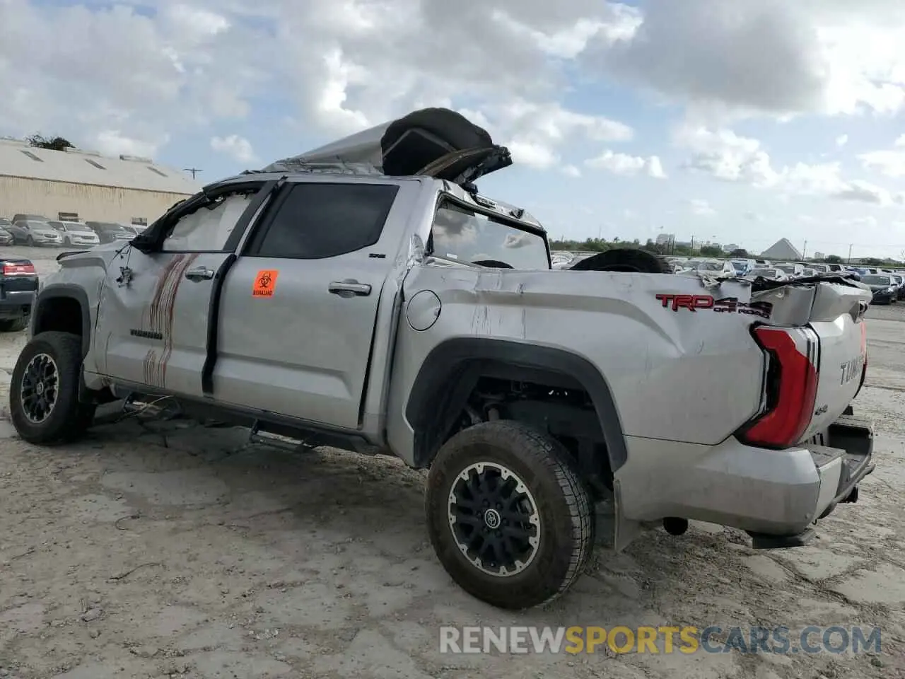 2 Photograph of a damaged car 5TFLA5DB2RX180976 TOYOTA TUNDRA 2024